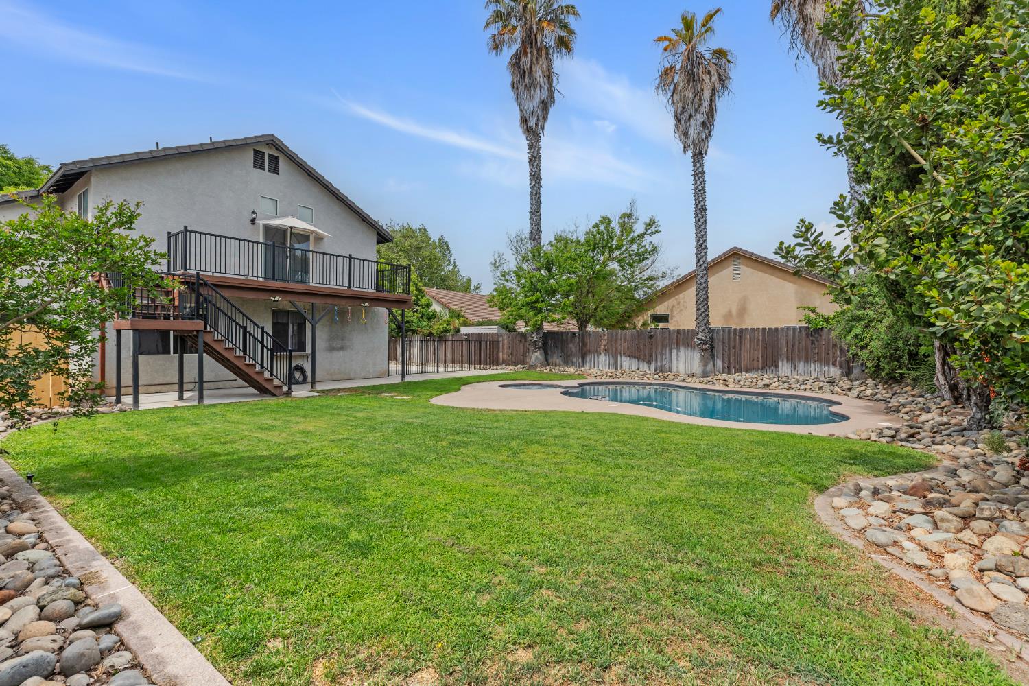 504 Van Dyken Way