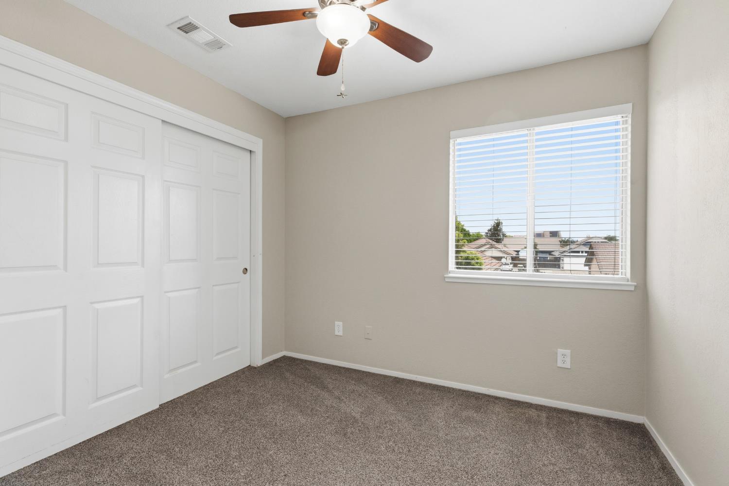 504 Van Dyken Way