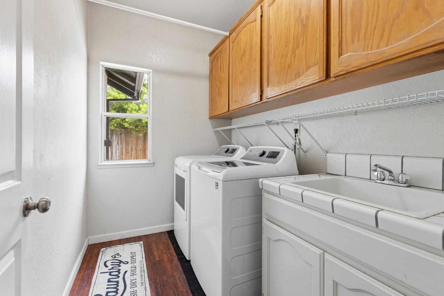 504 Van Dyken Way