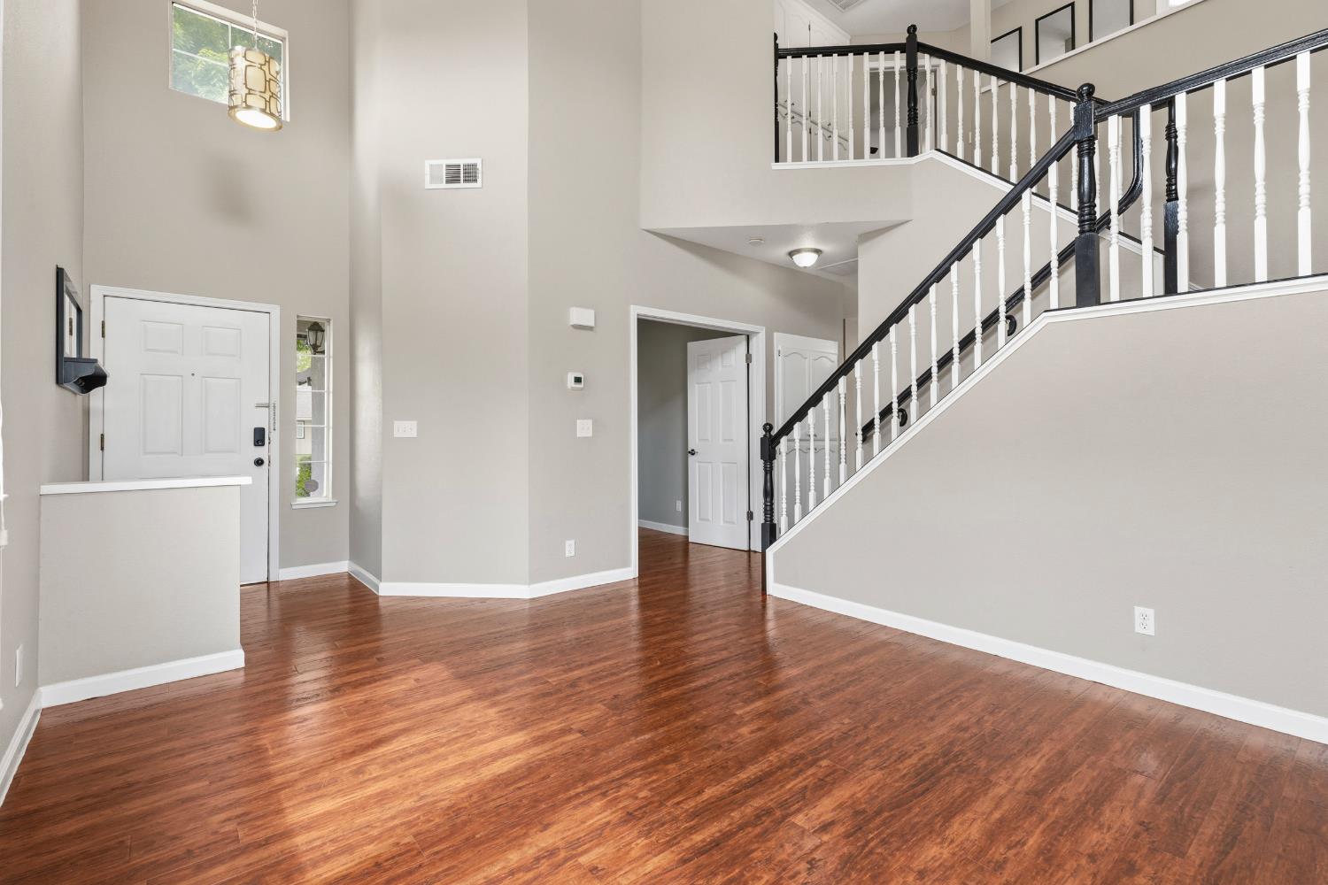 504 Van Dyken Way