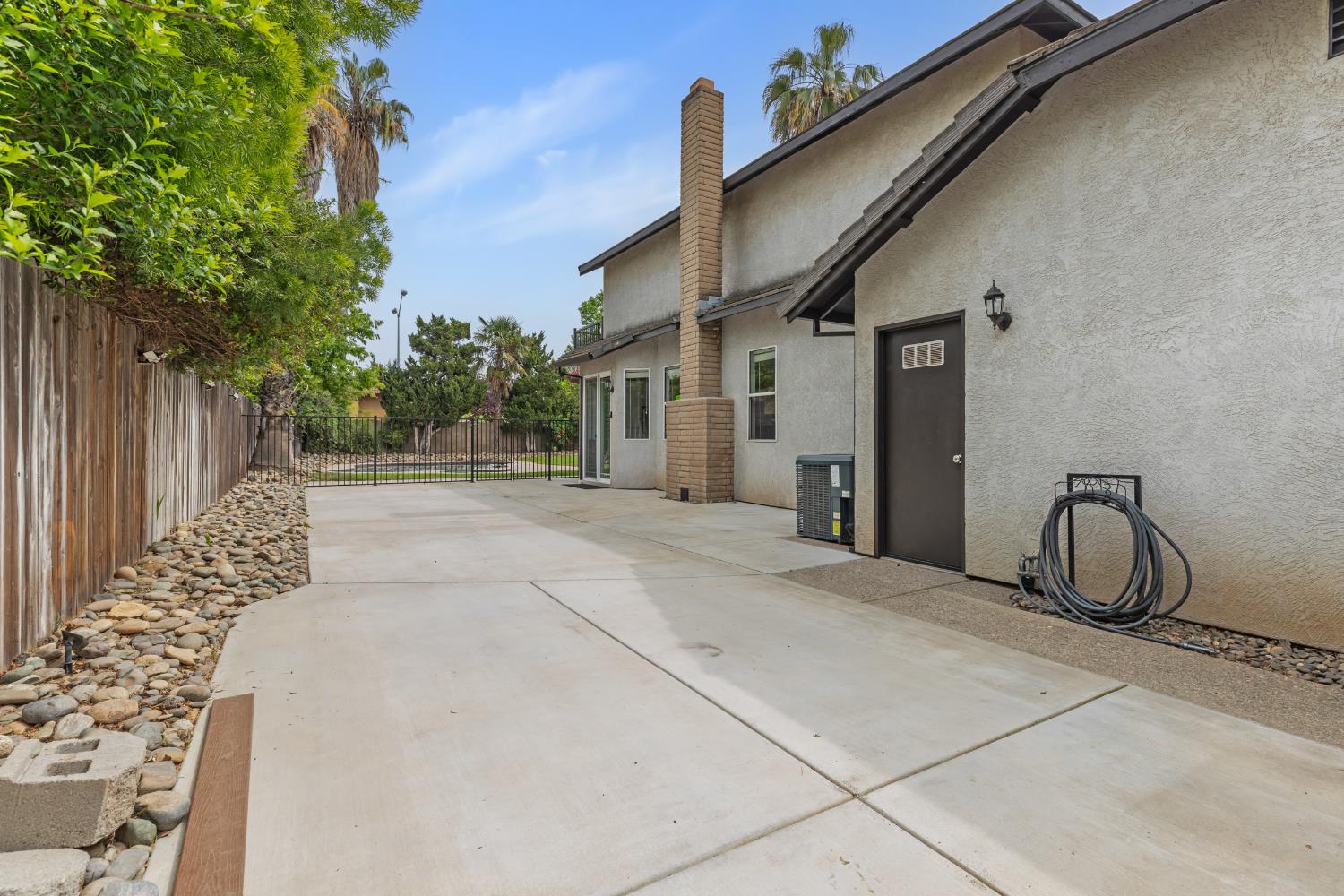 504 Van Dyken Way