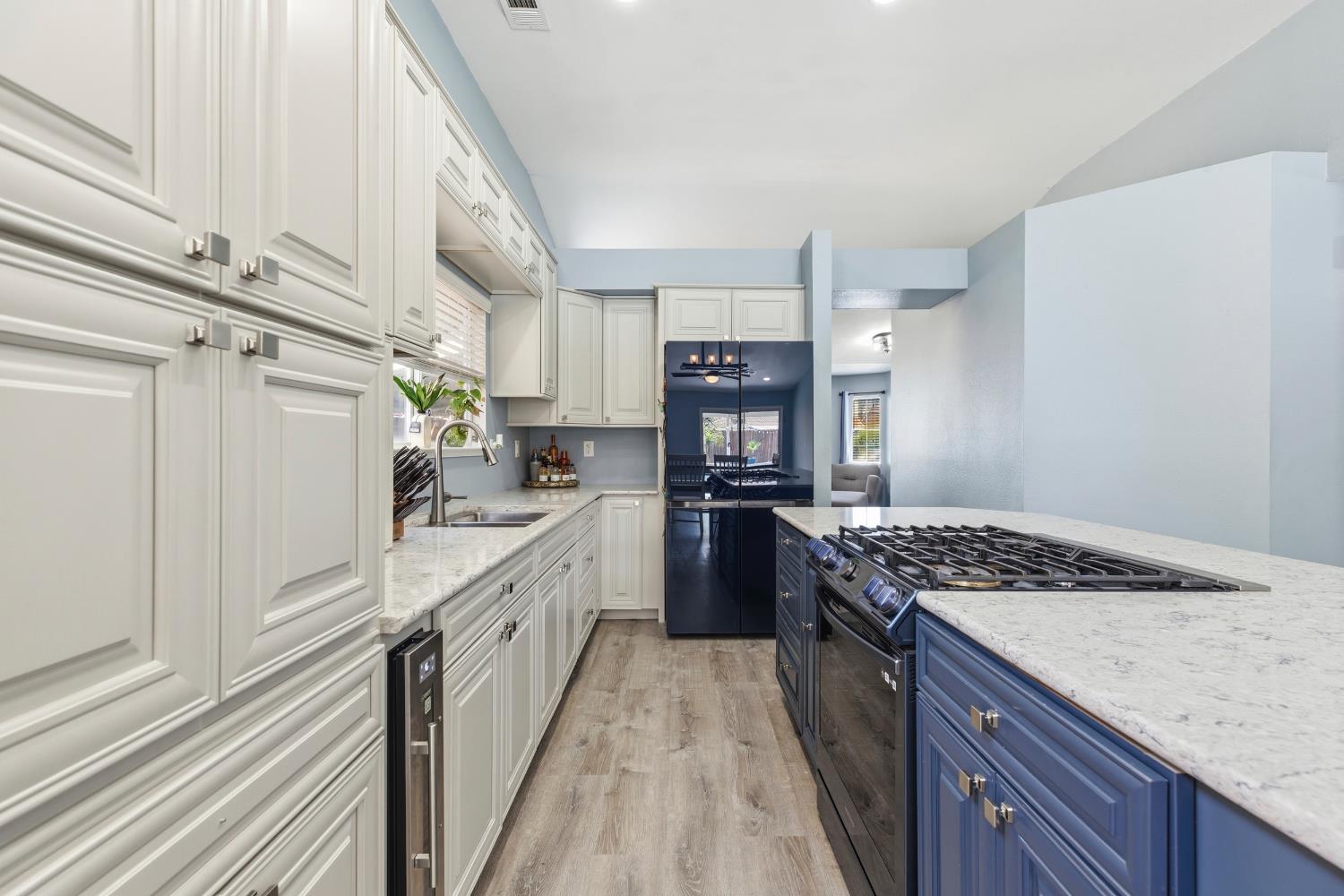 2616 Puccini Place