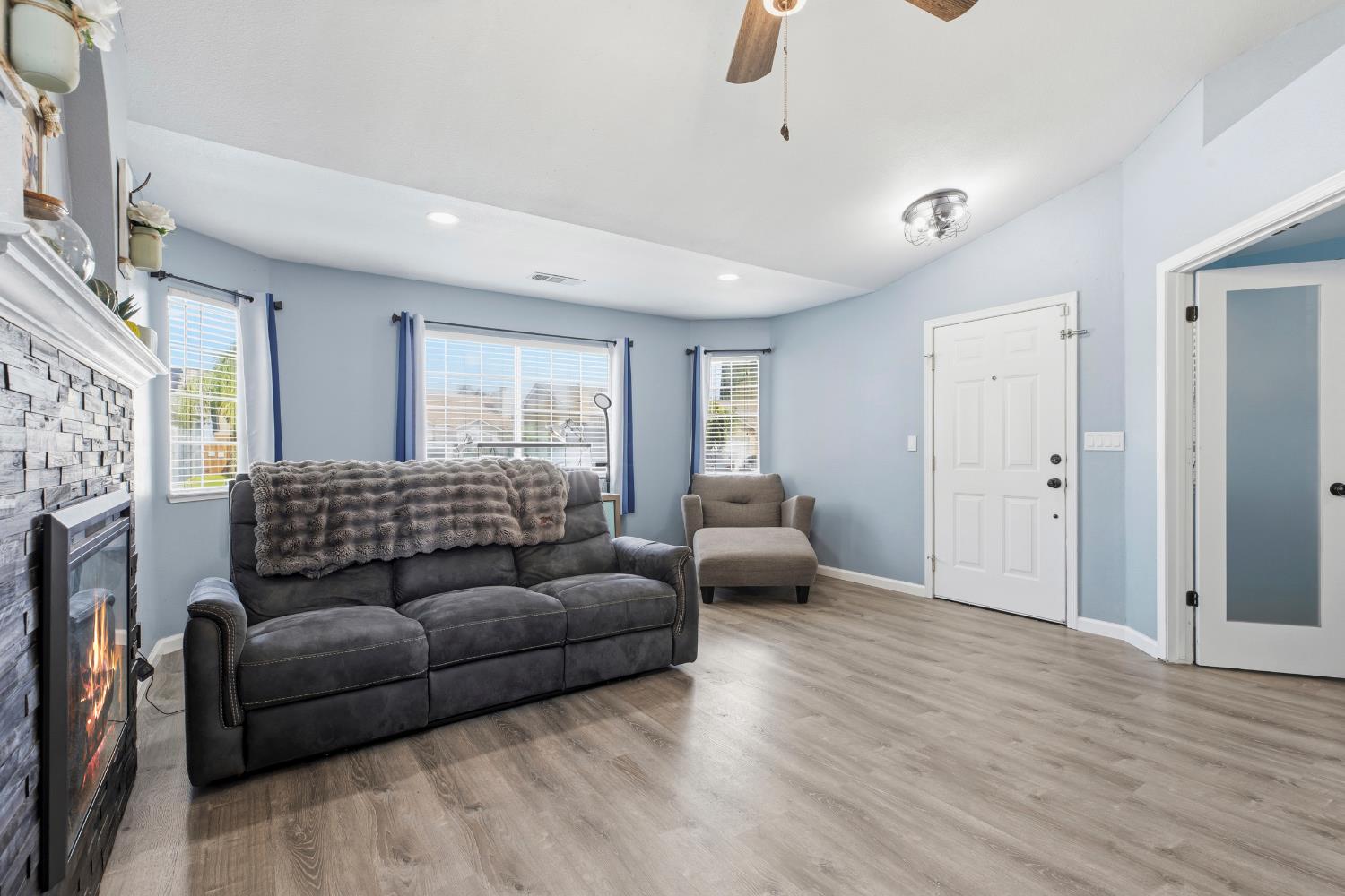 2616 Puccini Place