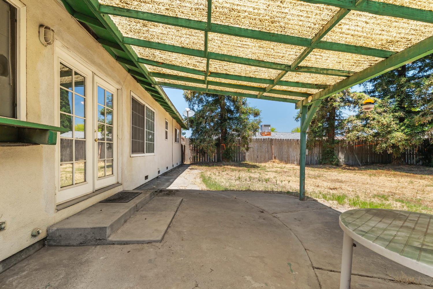 3728 Carver Road