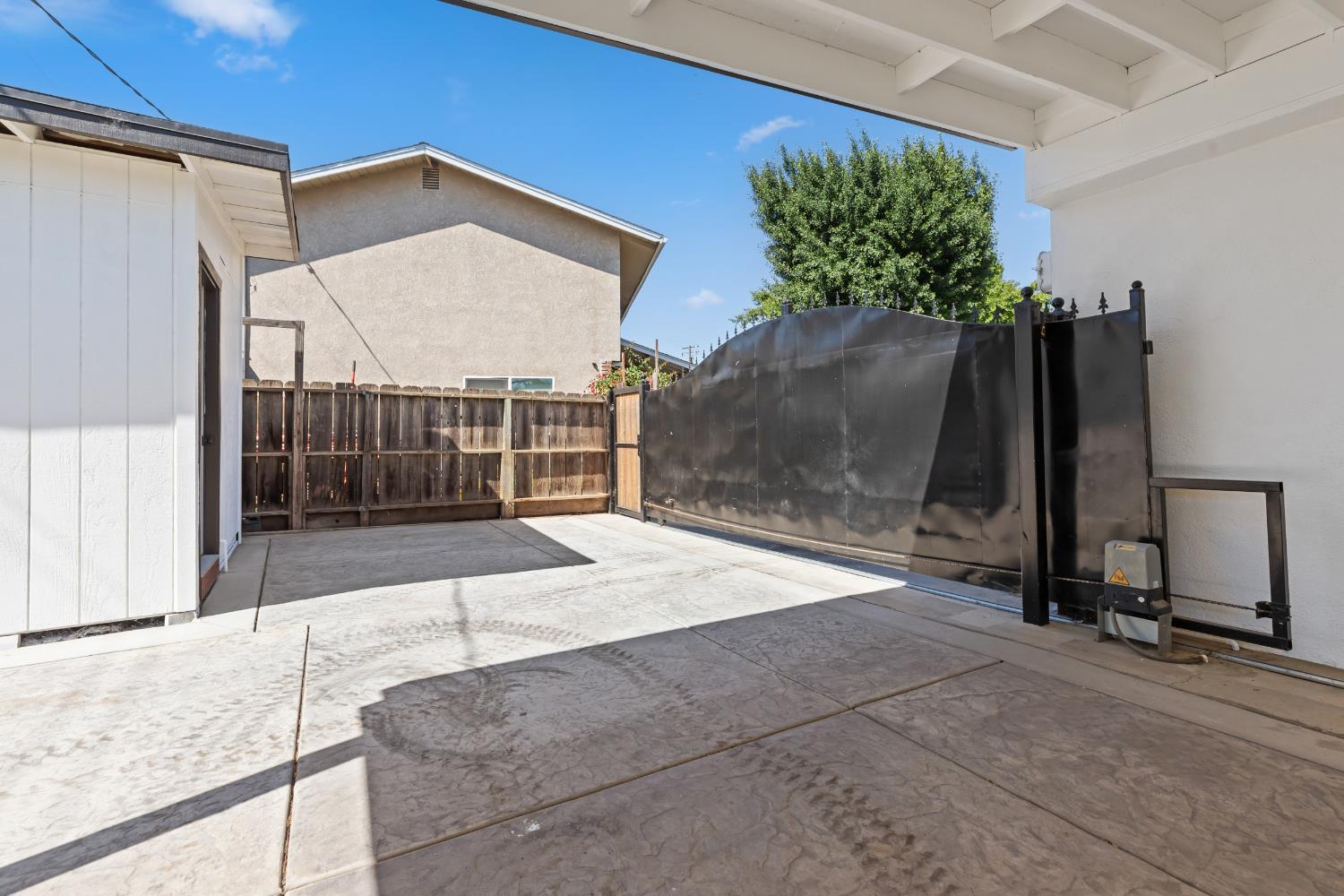 632 Lenore Drive