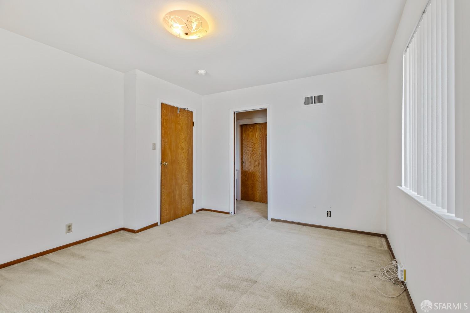 131 Mariposa Avenue