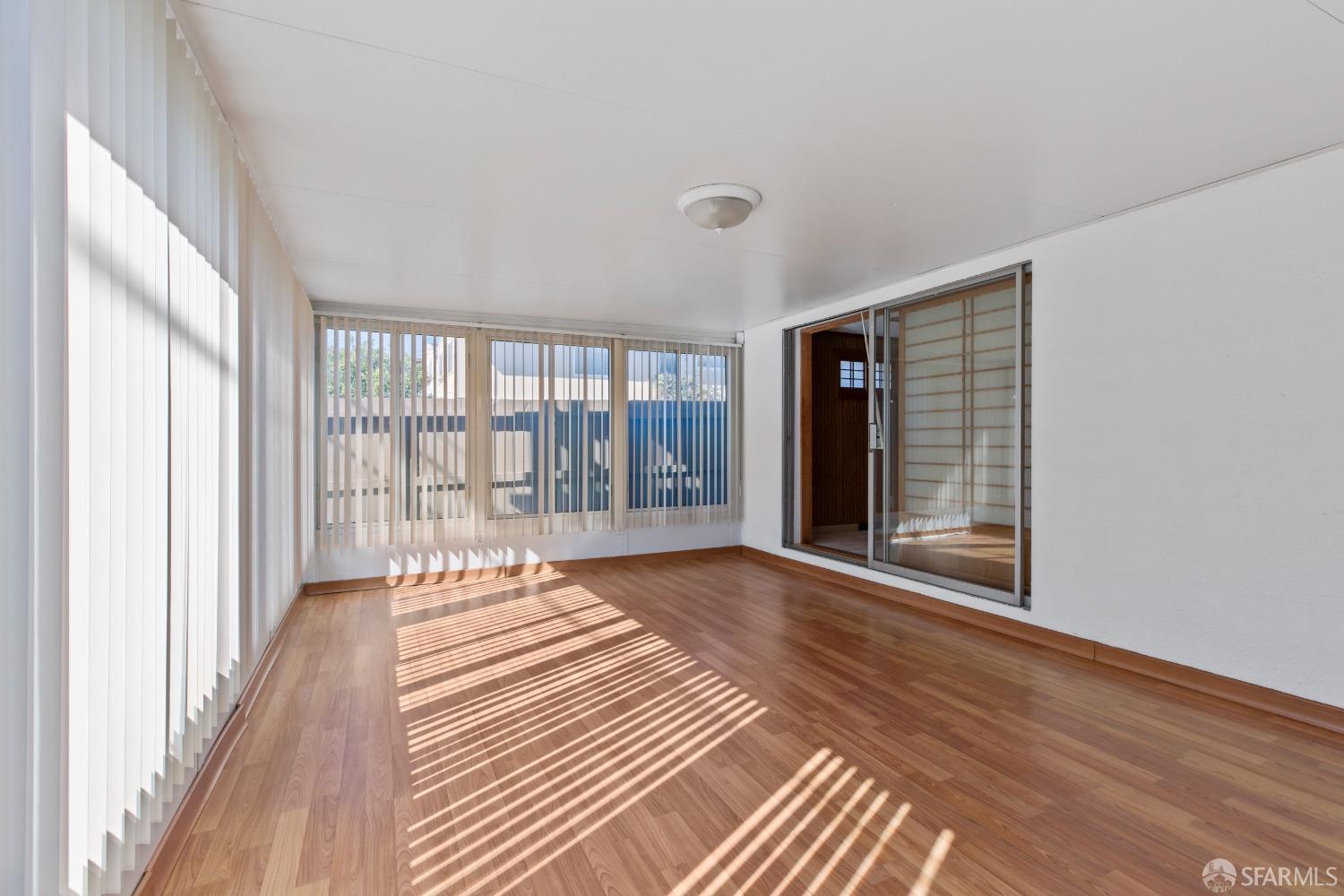 131 Mariposa Avenue