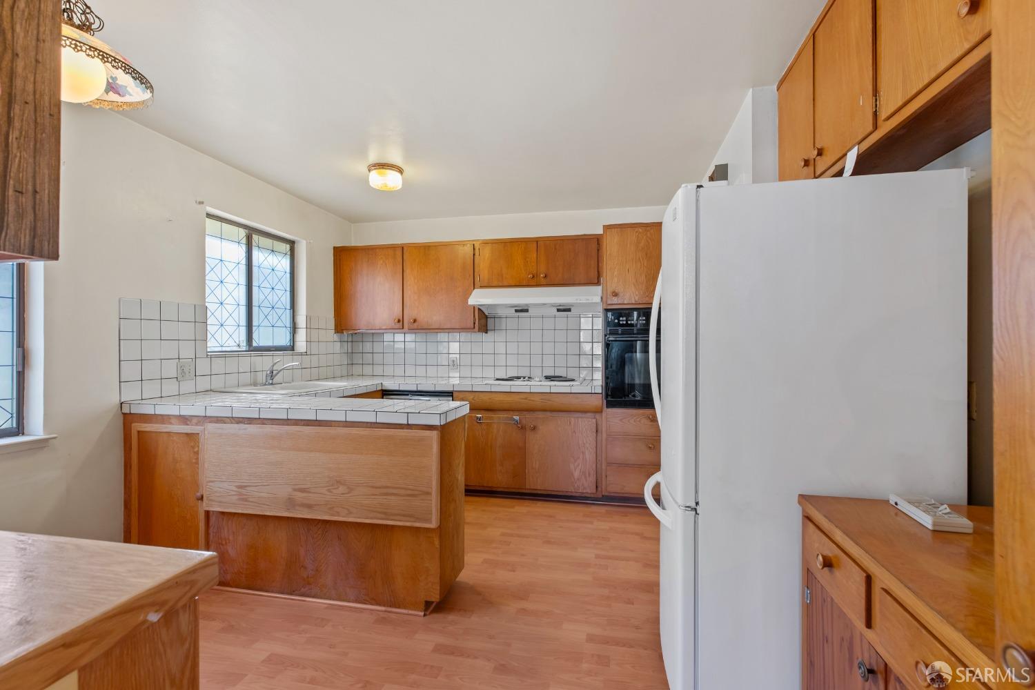 131 Mariposa Avenue