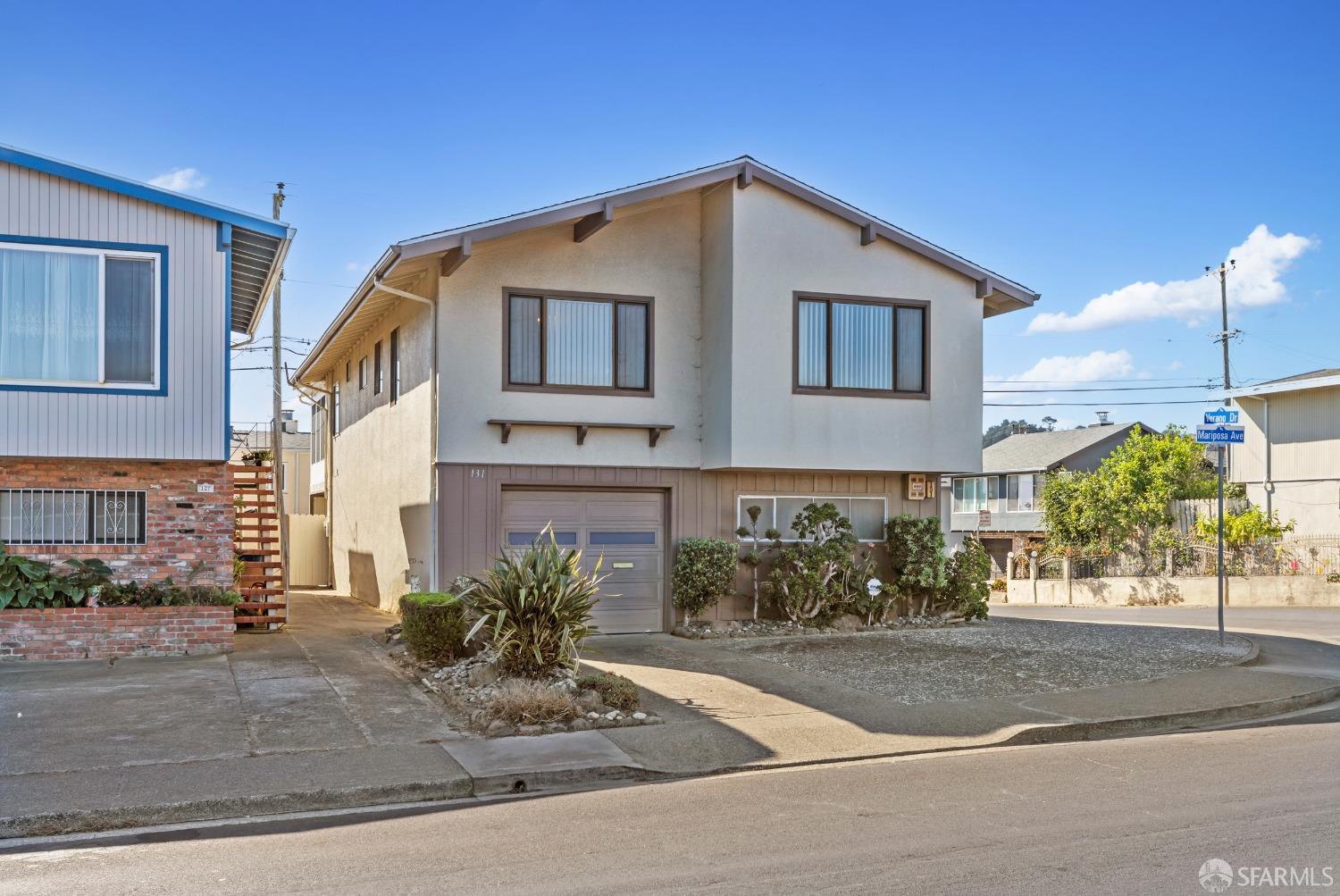 131 Mariposa Avenue