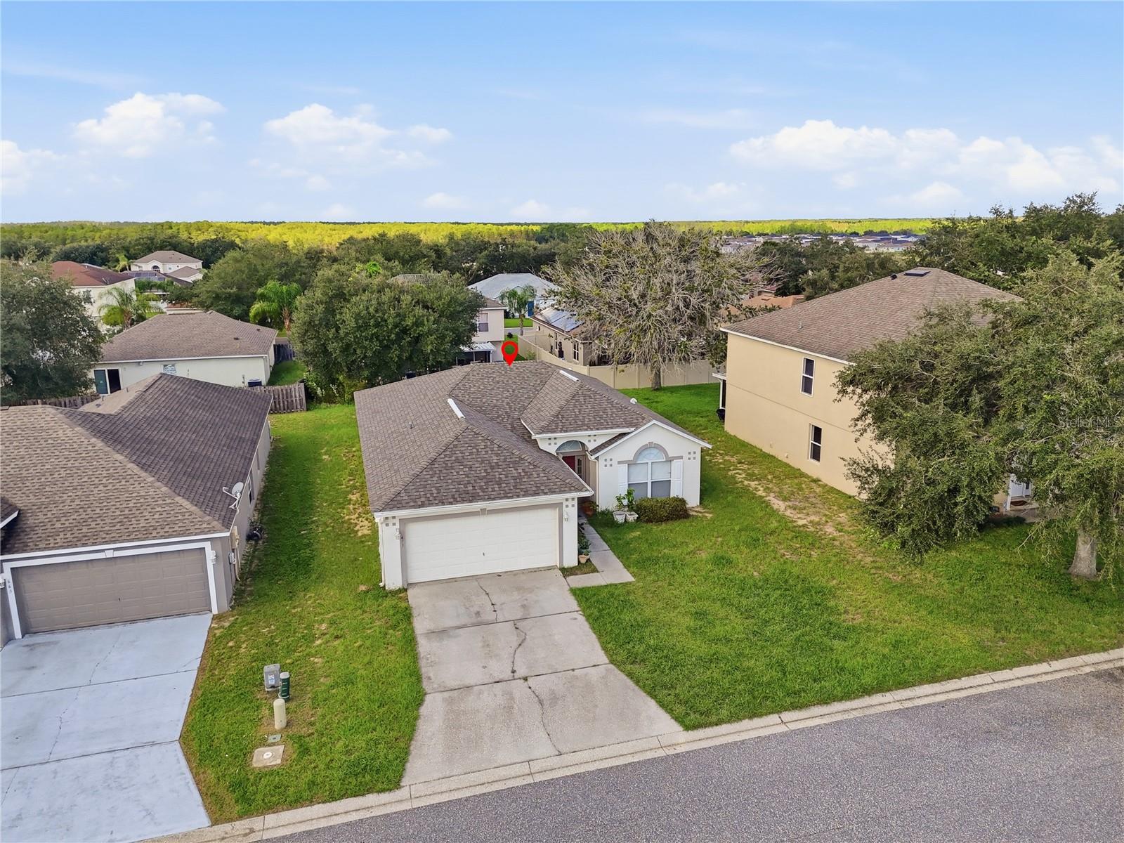 673 LOBELIA DR