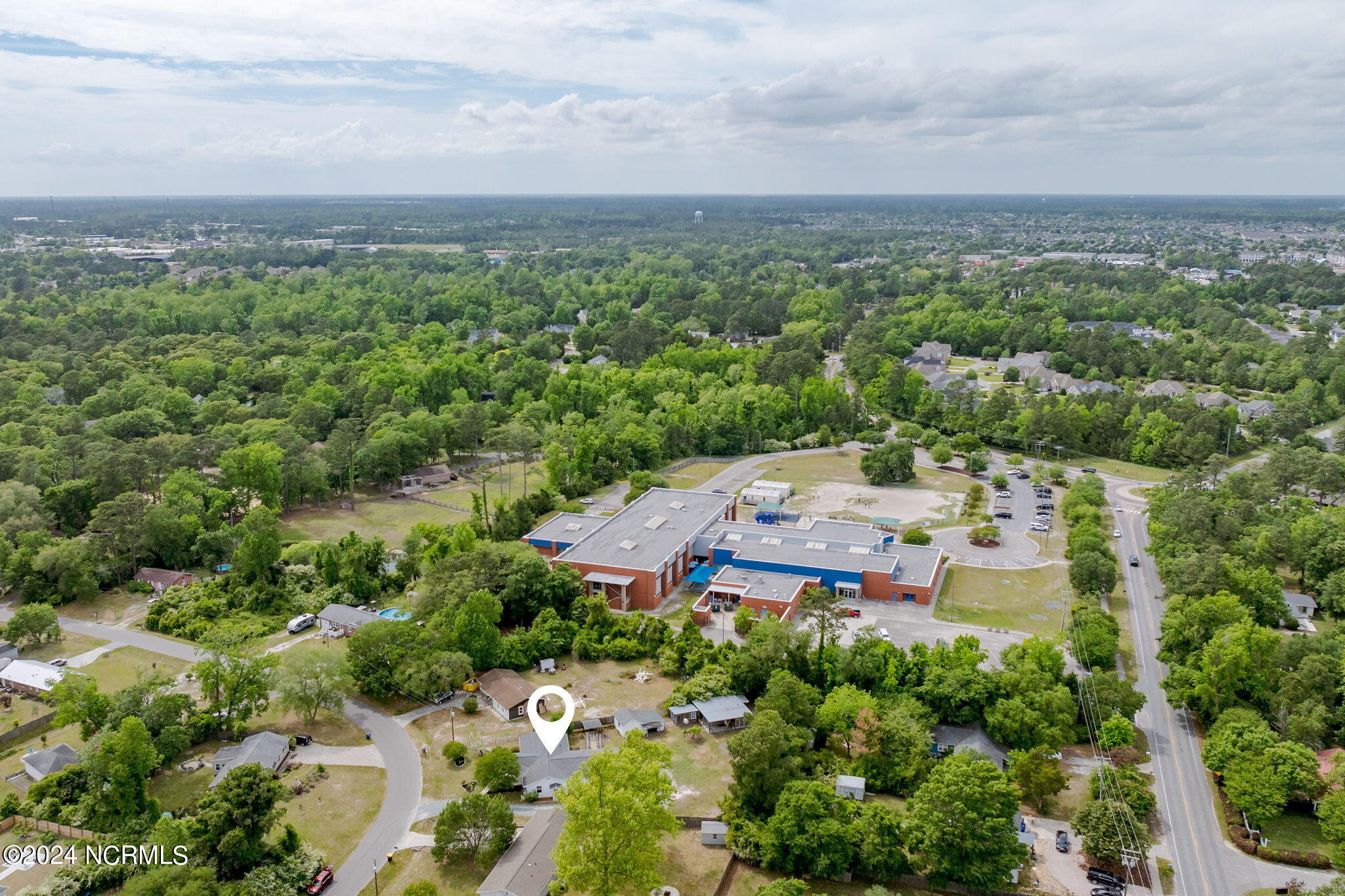 130 W Brandywine Circle