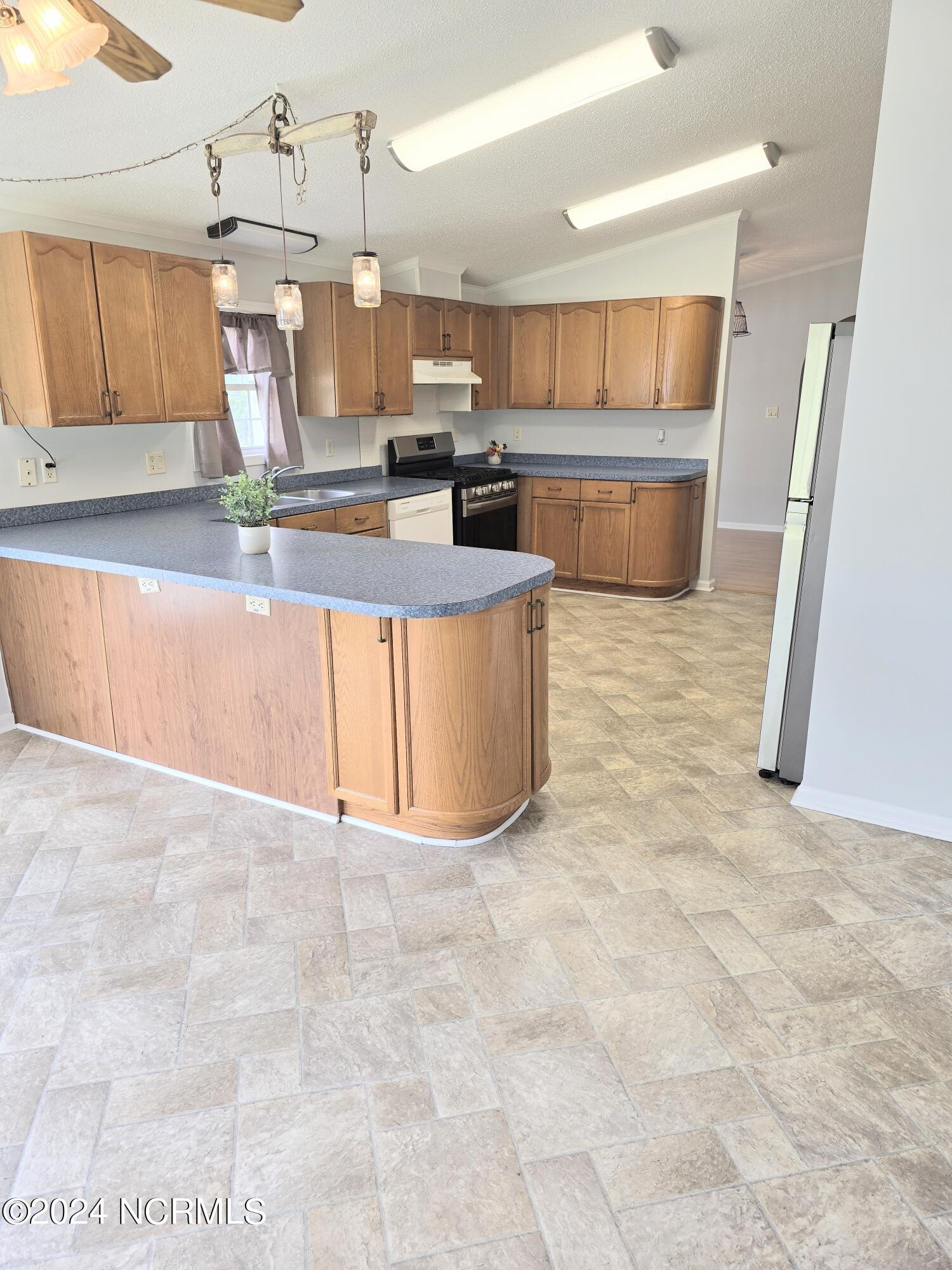 128 Sweetwater Drive