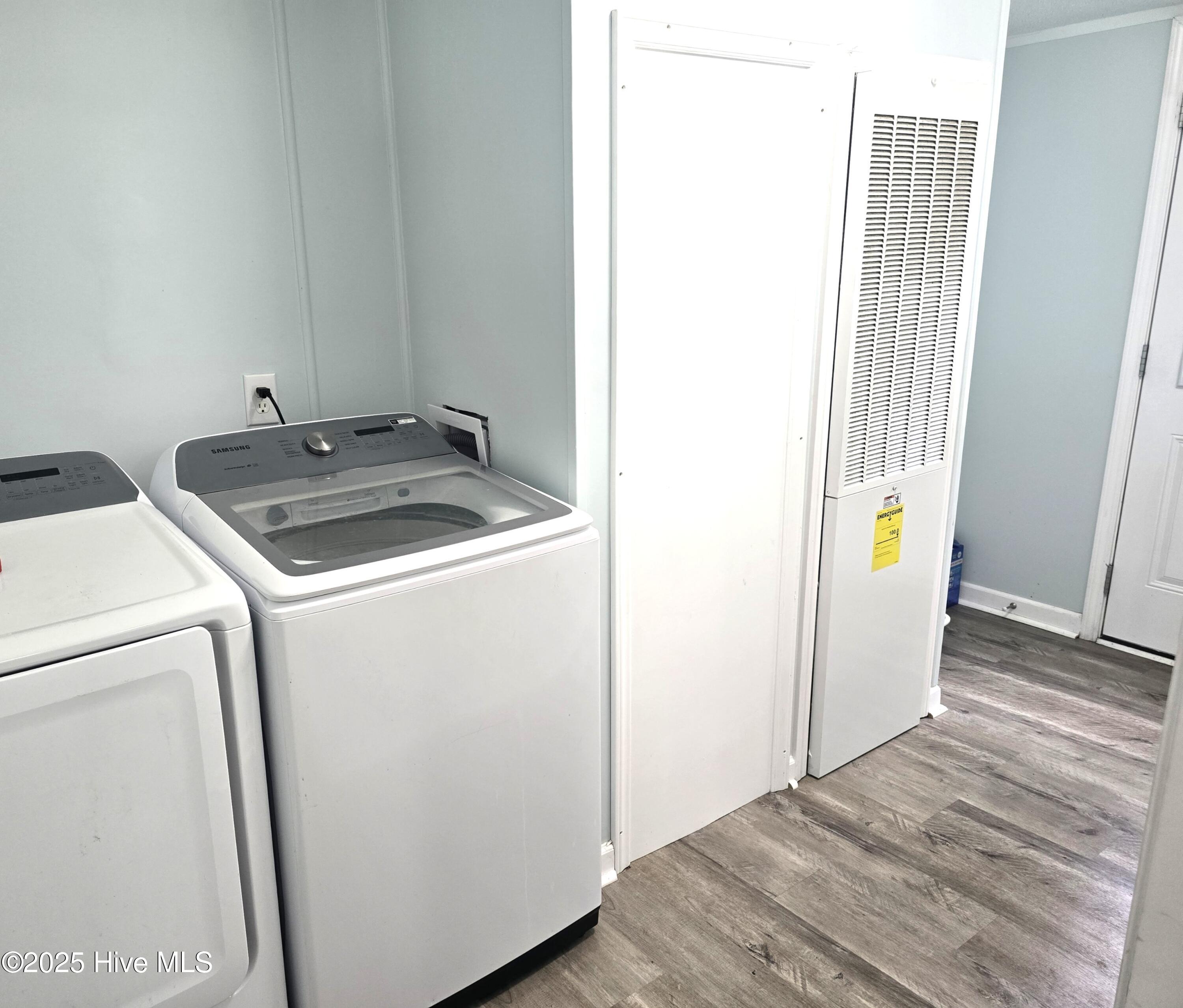 104 Dreyton Hall Court