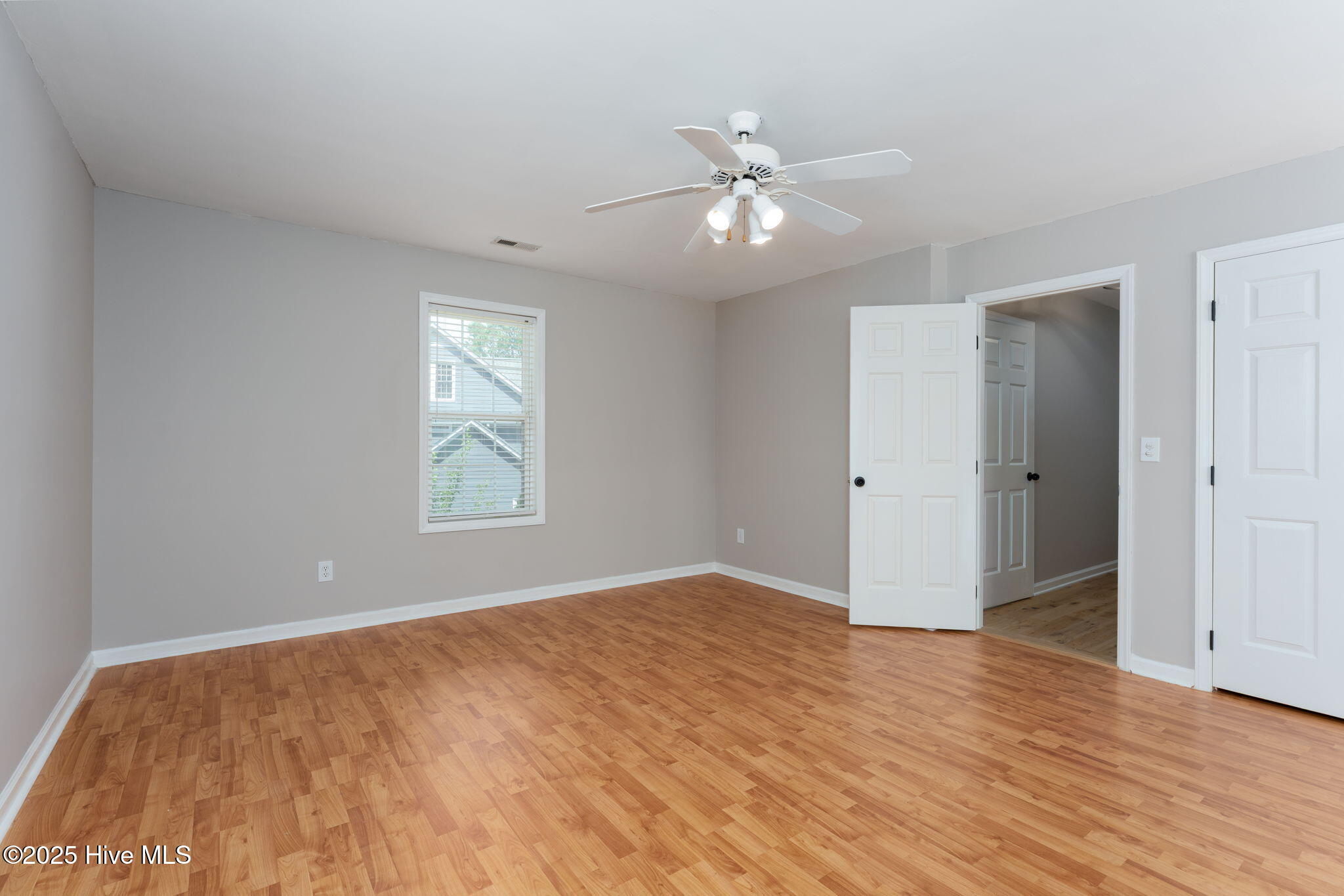 7300 Oyster Lane