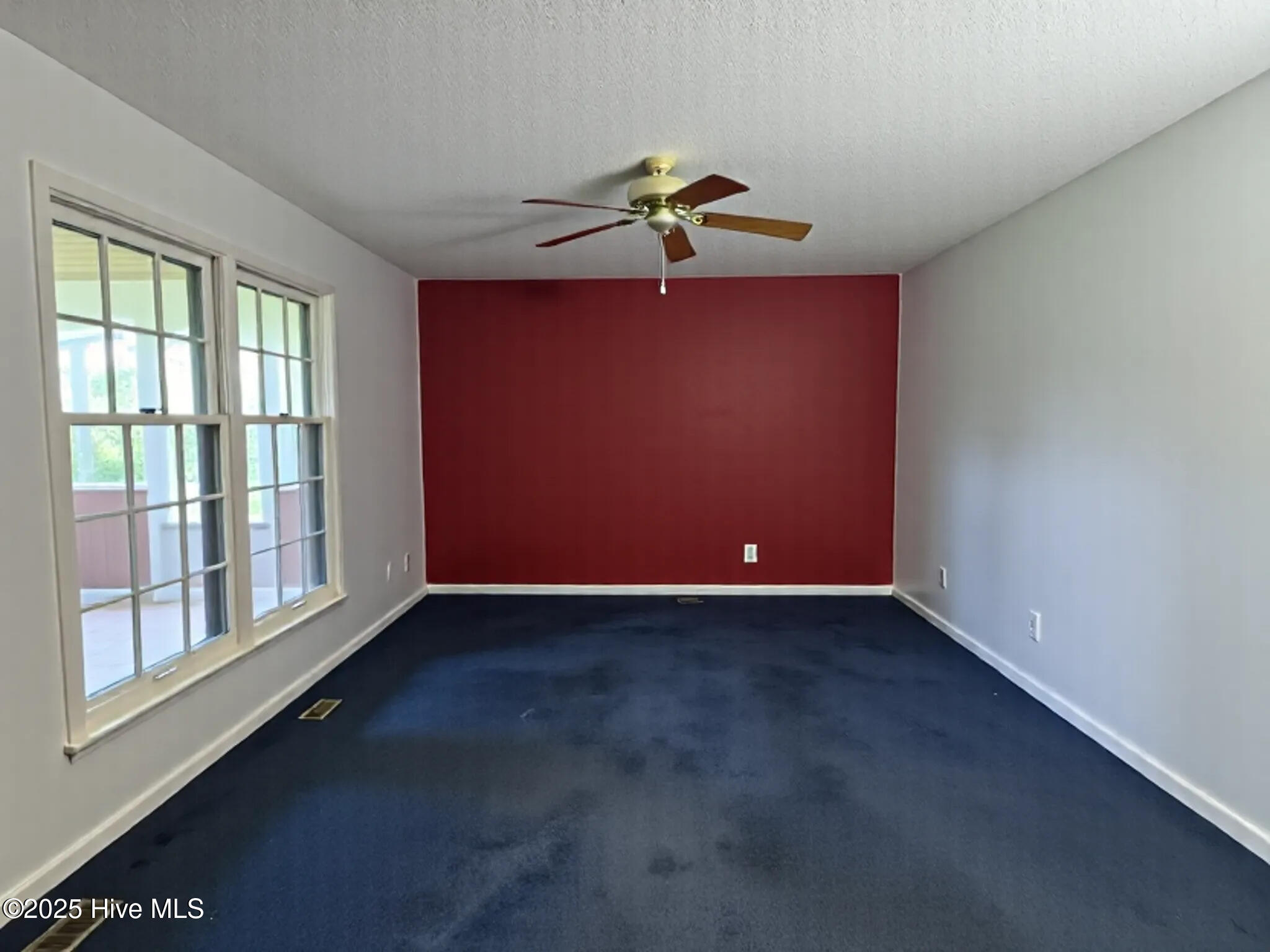 3117 Coras Grove Road