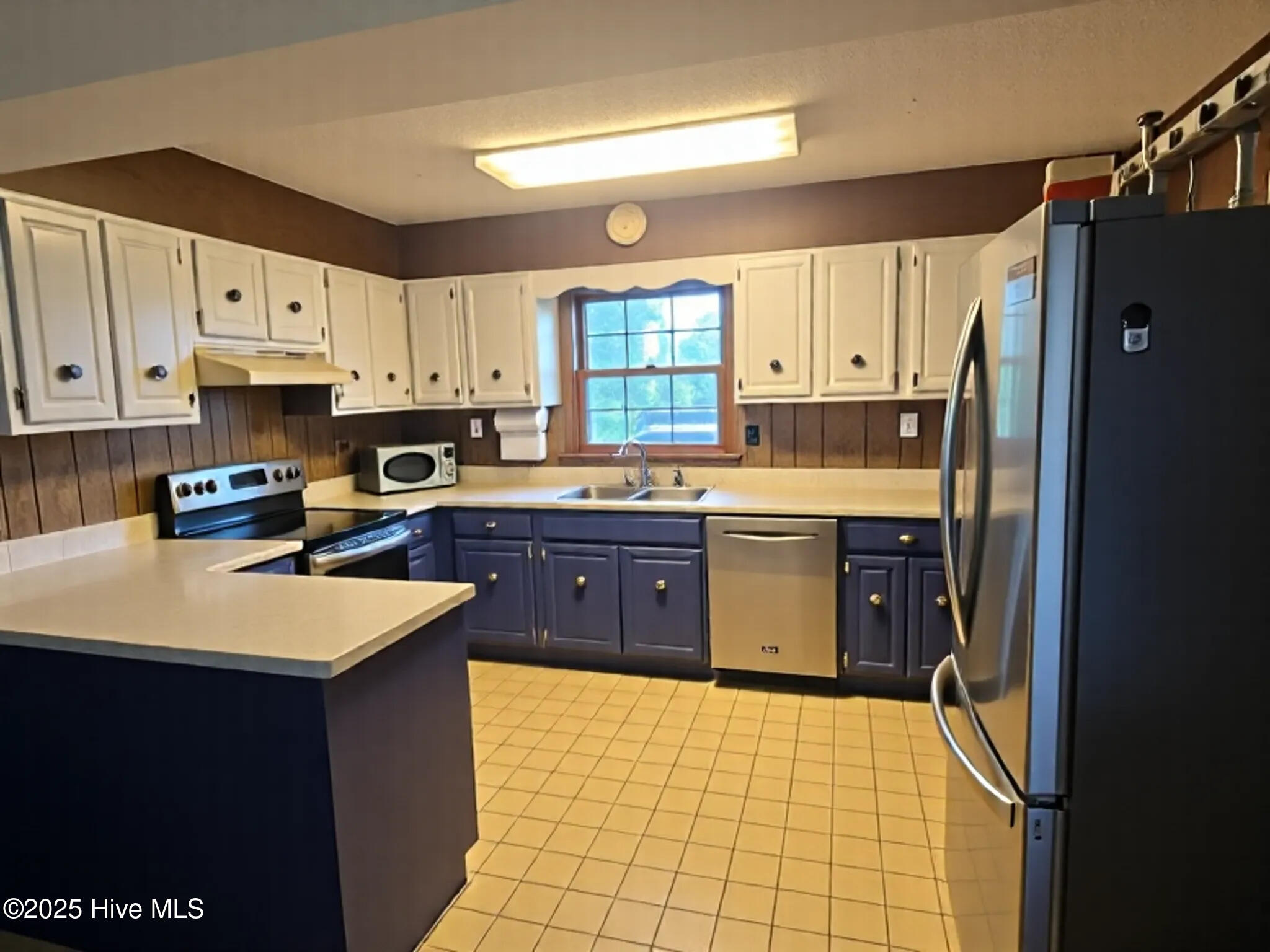 3117 Coras Grove Road