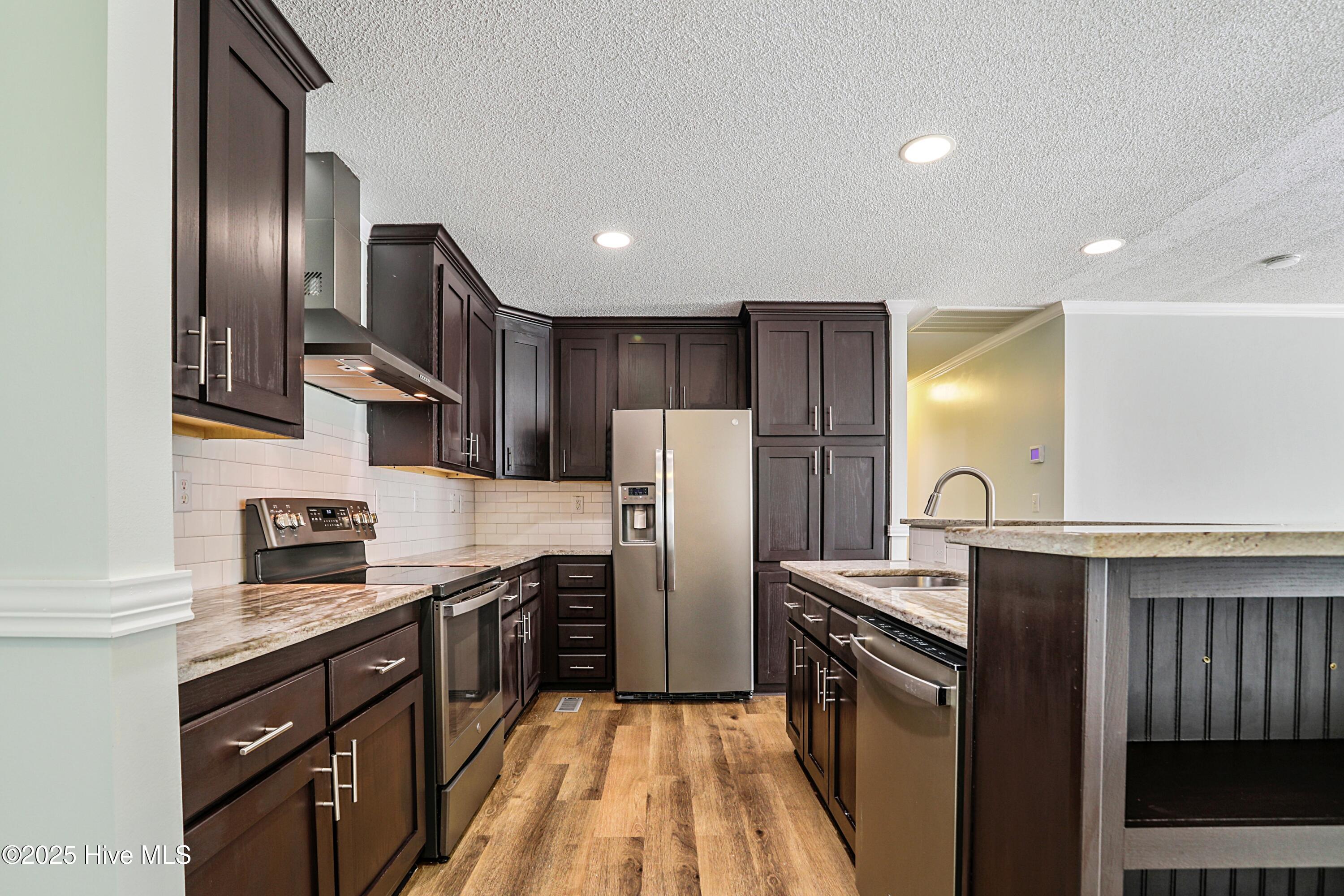 118 Dreyton Hall Court
