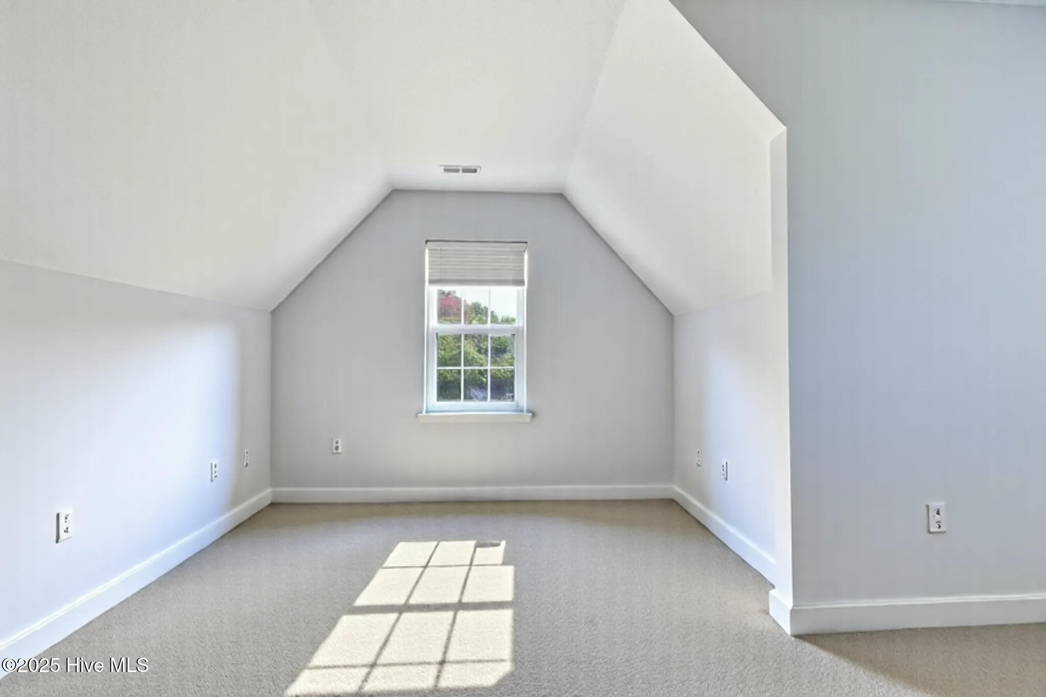 113 Knotts Court