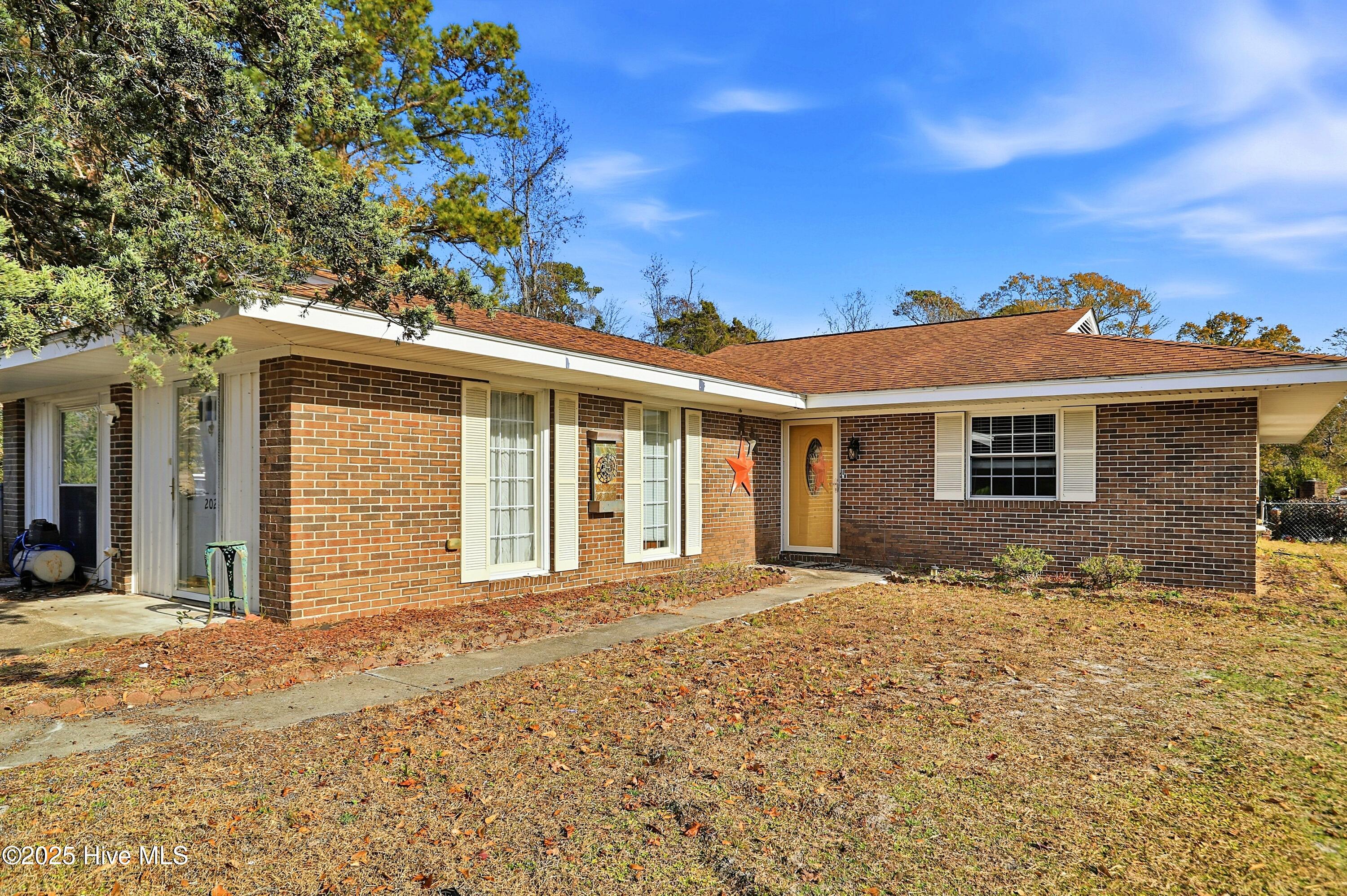202 W Bedford Road