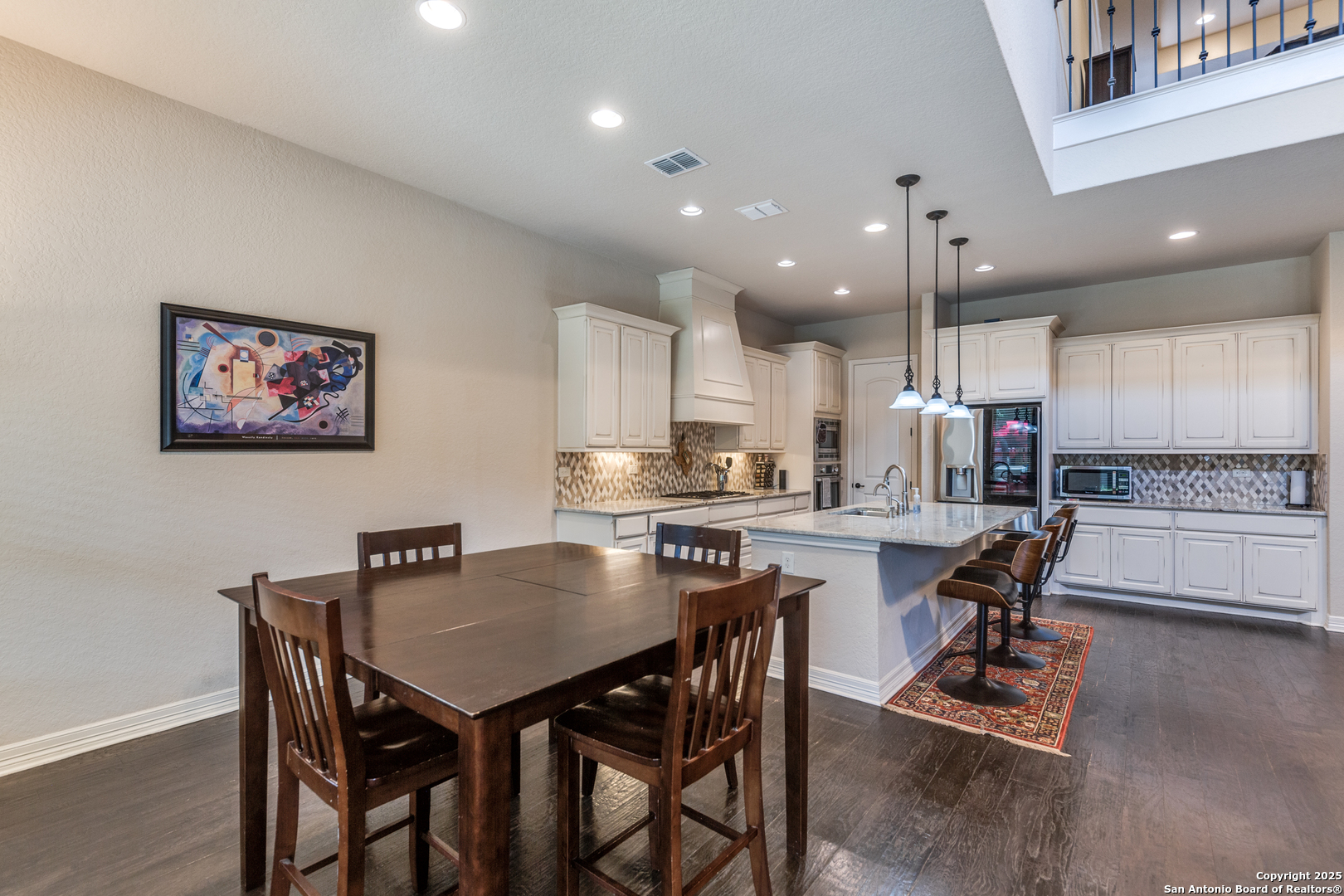 2319 Dunmore