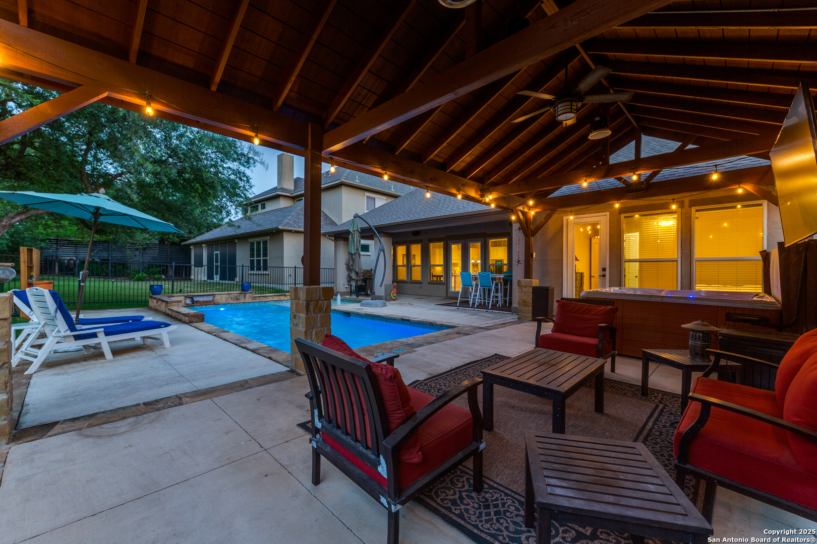 2319 Dunmore