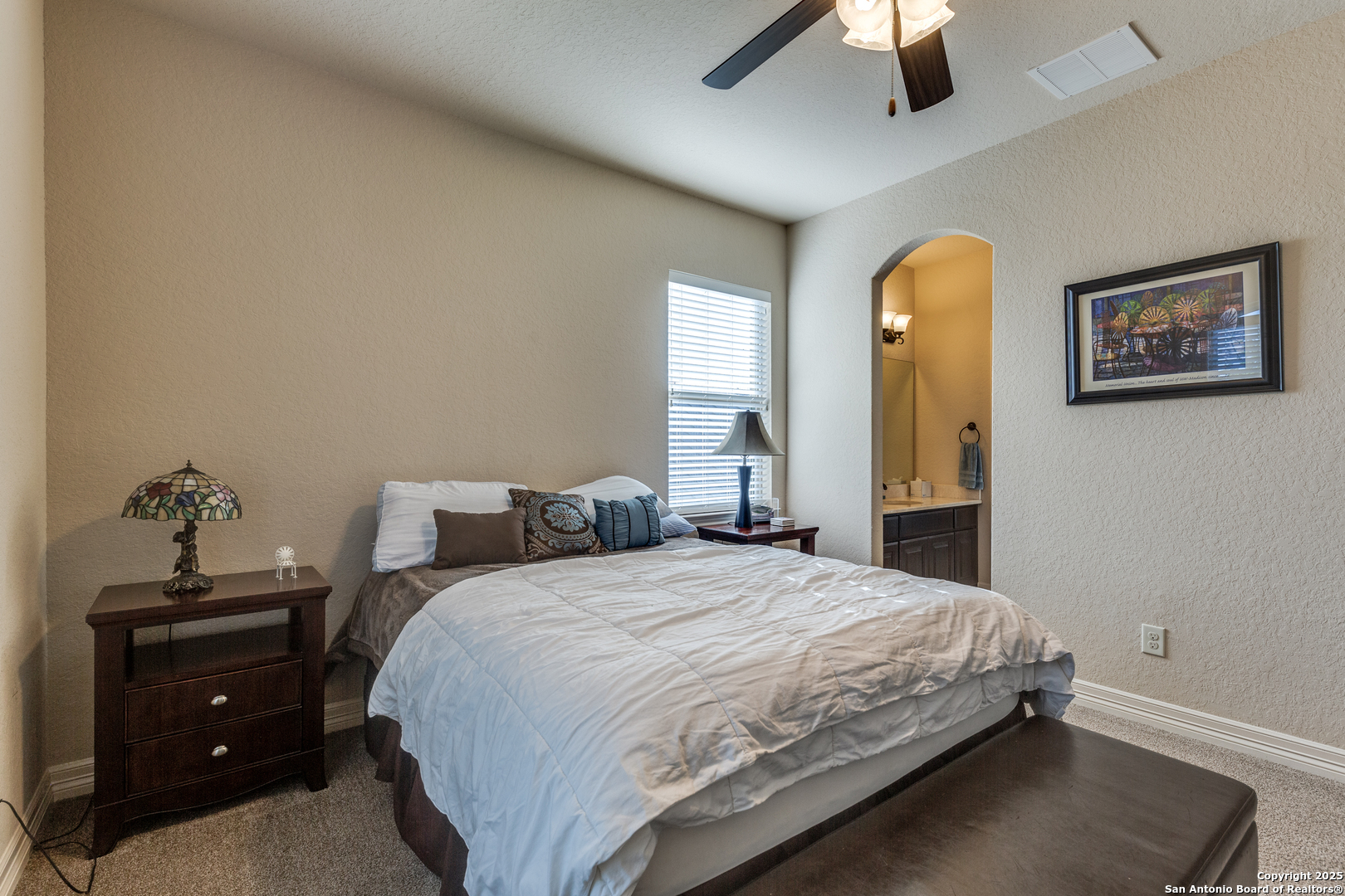2319 Dunmore