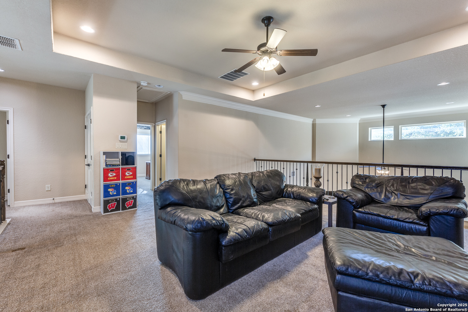 2319 Dunmore
