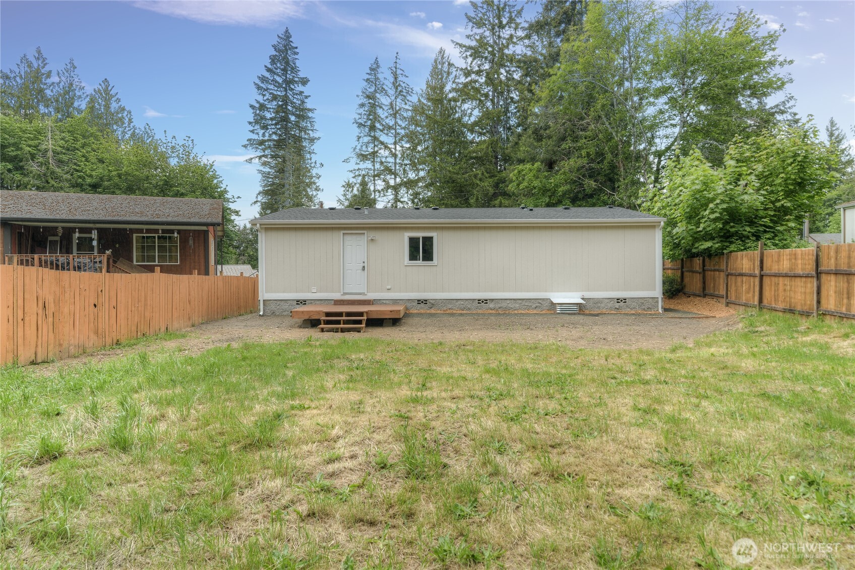 421 E Wood Lane