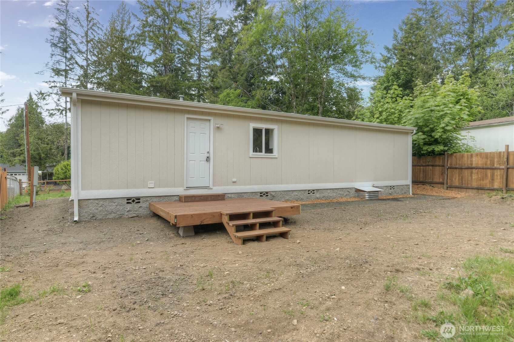 421 E Wood Lane