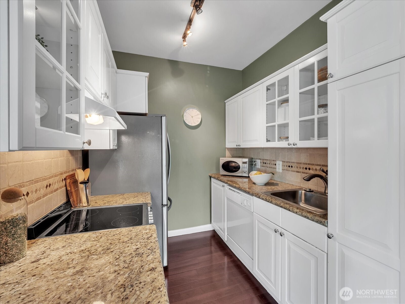 612 Prospect Street Unit: 102