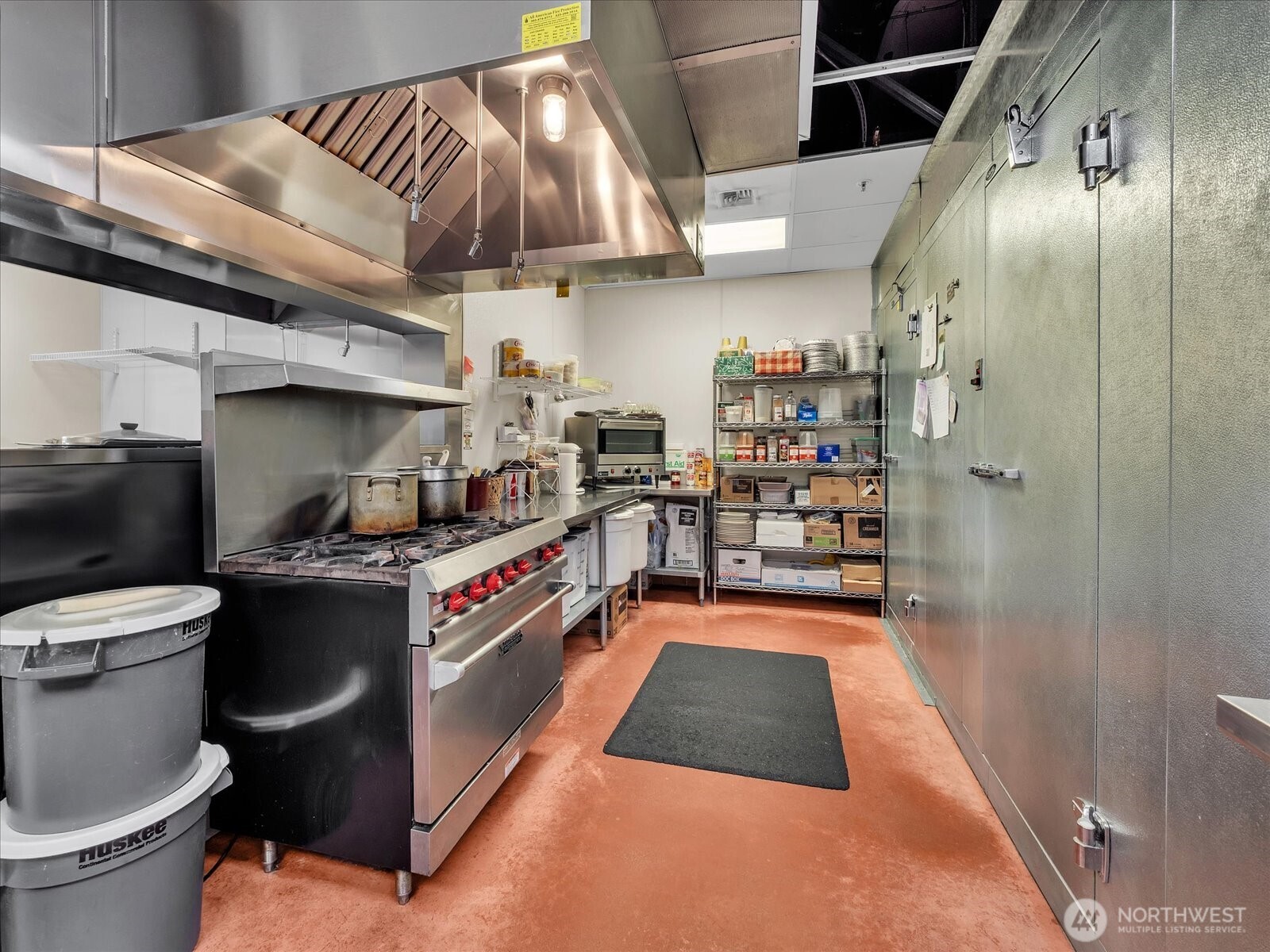 1421 Pioneer Highway