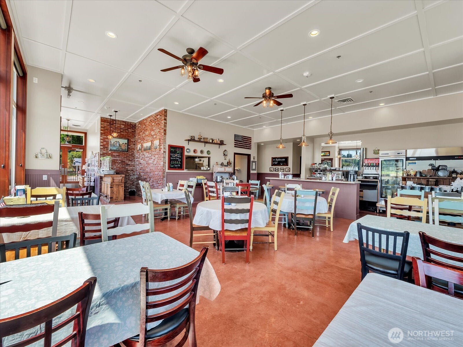 1421 Pioneer Highway