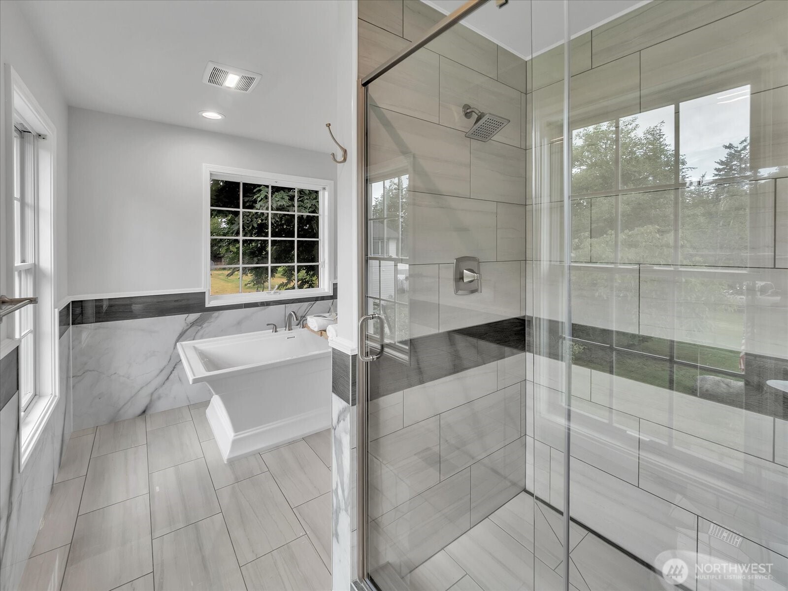 1242 Youngwood Road