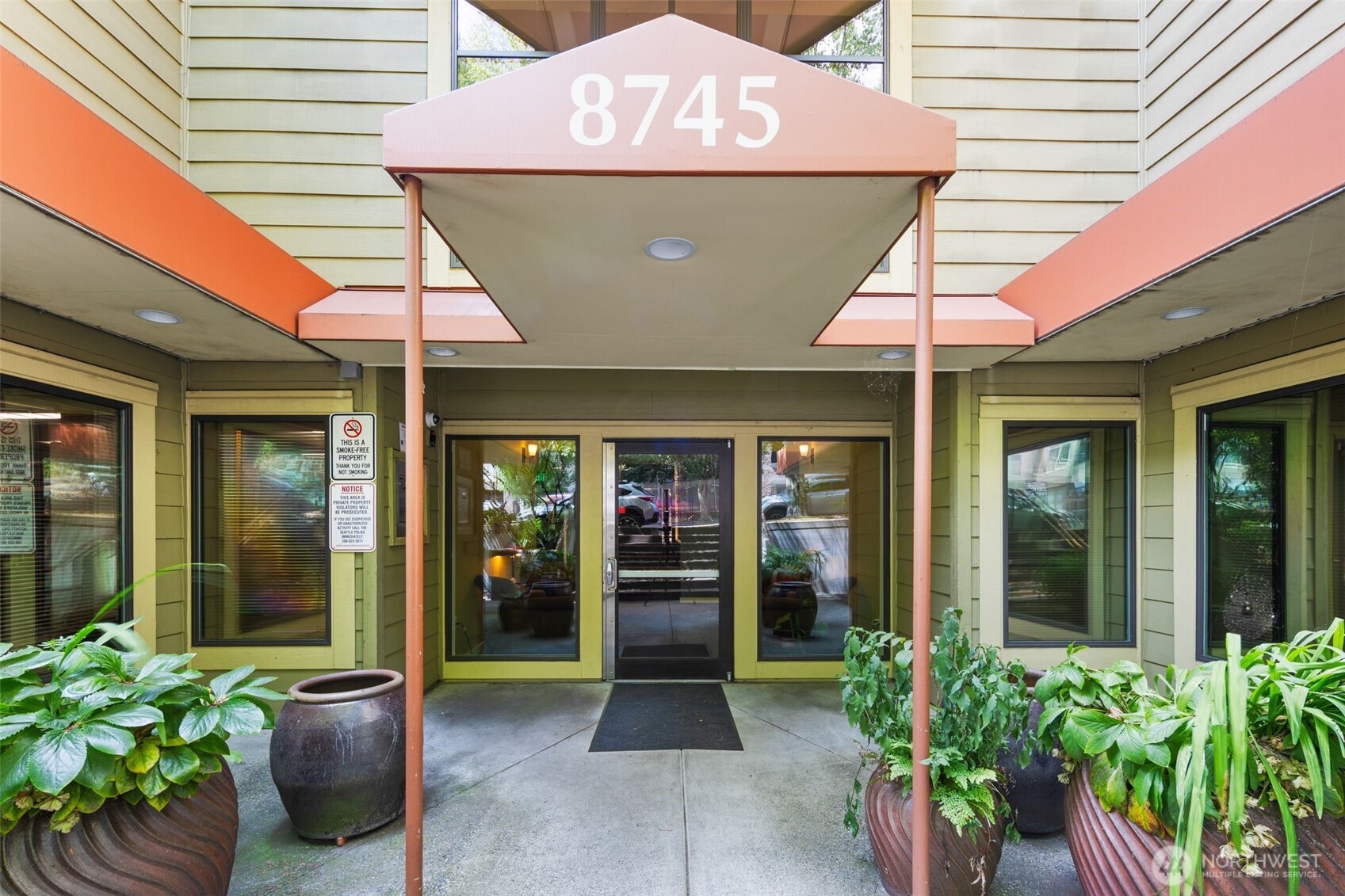 8745 Greenwood Avenue N Unit: 209