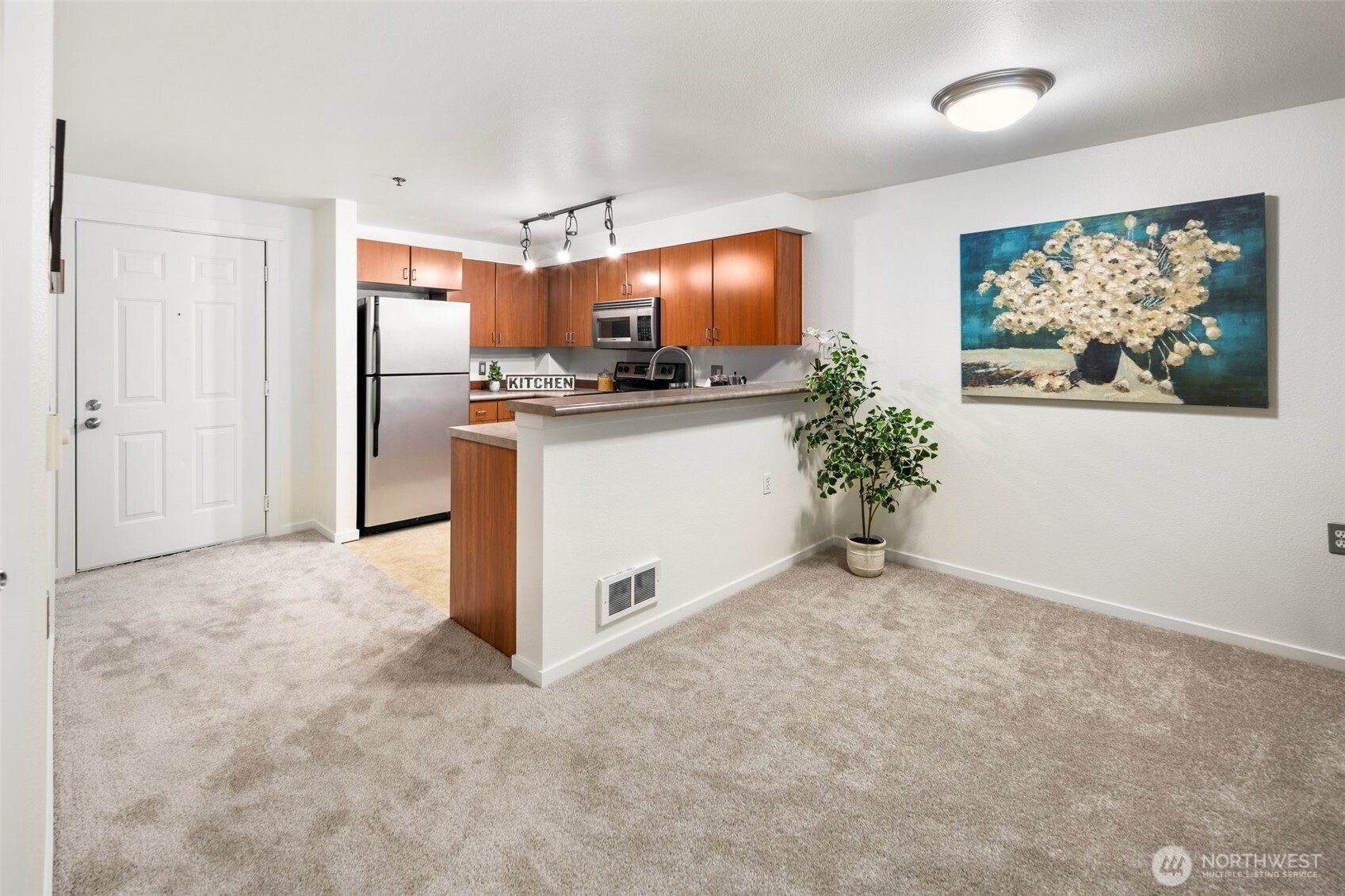 8745 Greenwood Avenue N Unit: 209