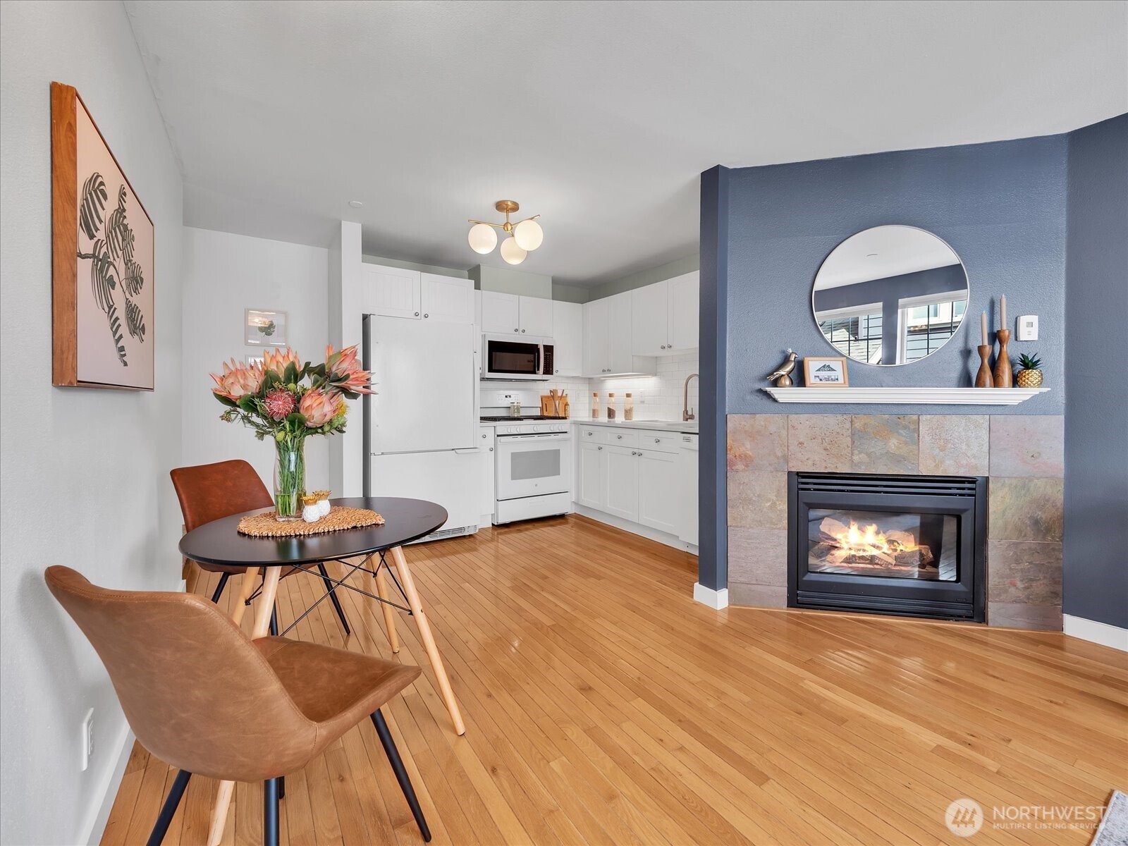 5430 California Avenue SW Unit: 3B