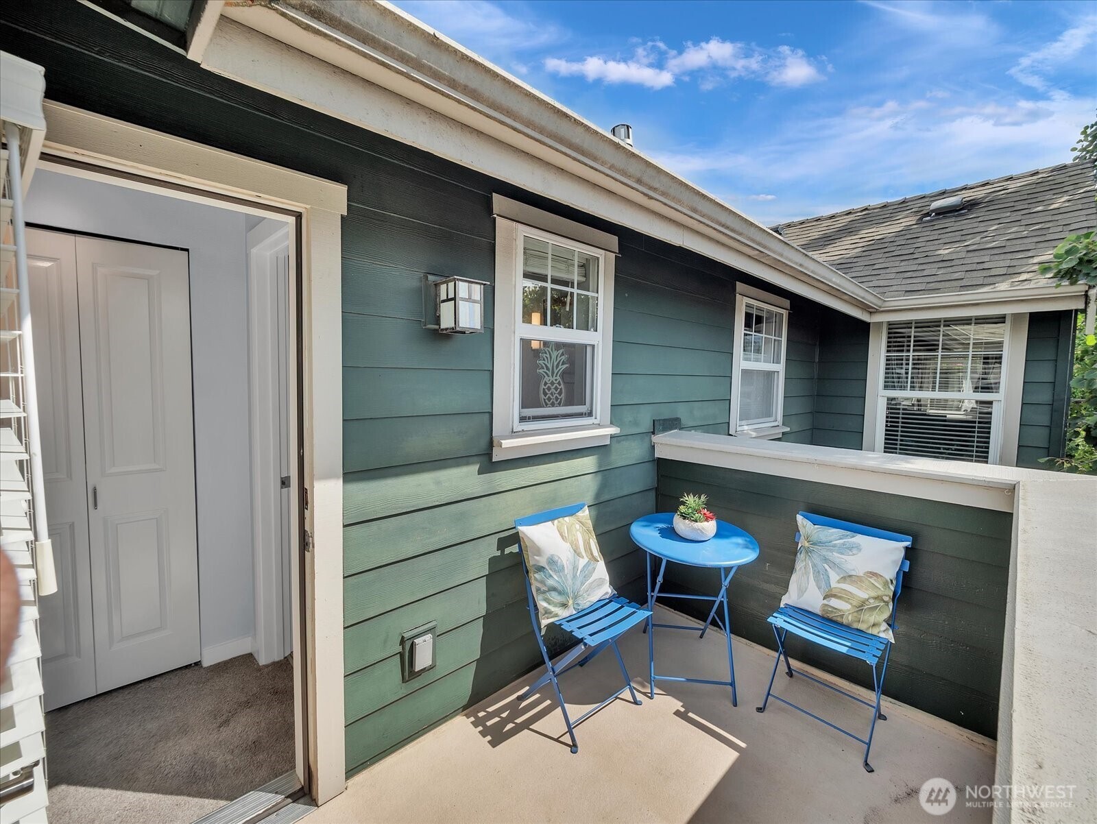 5430 California Avenue SW Unit: 3B