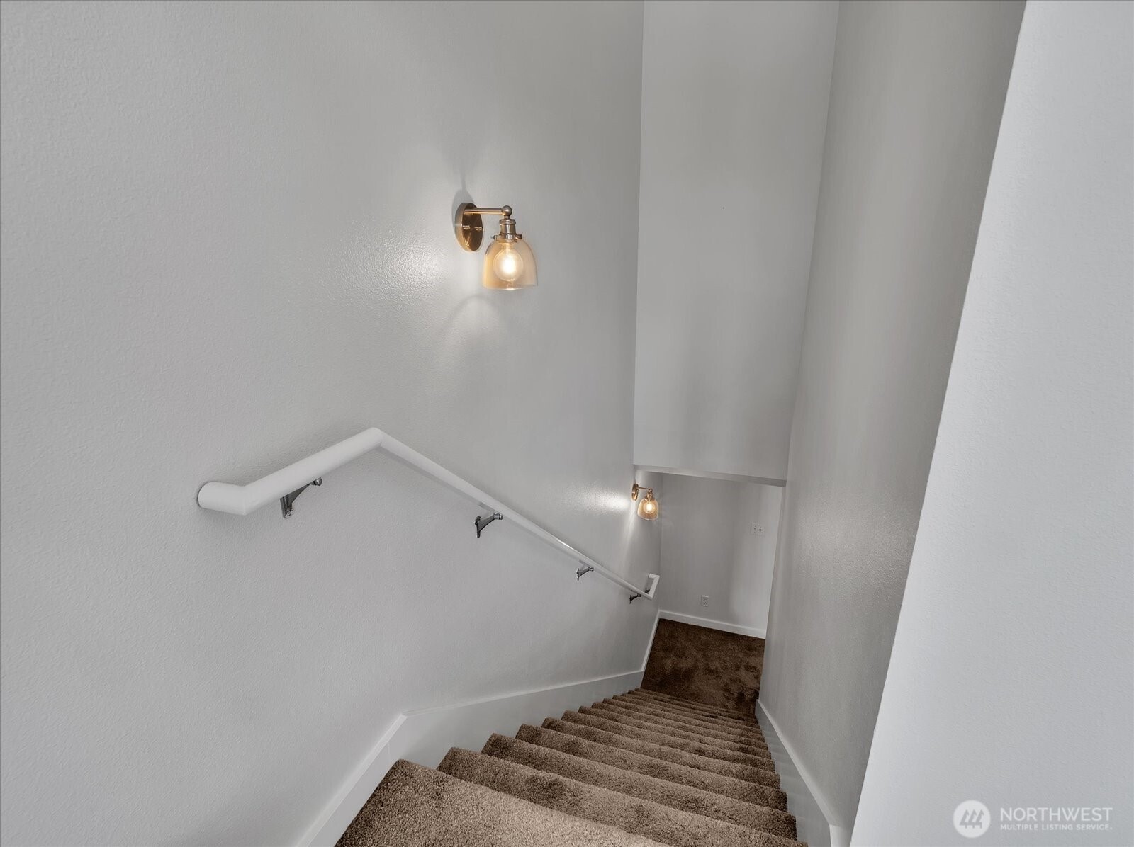 5430 California Avenue SW Unit: 3B