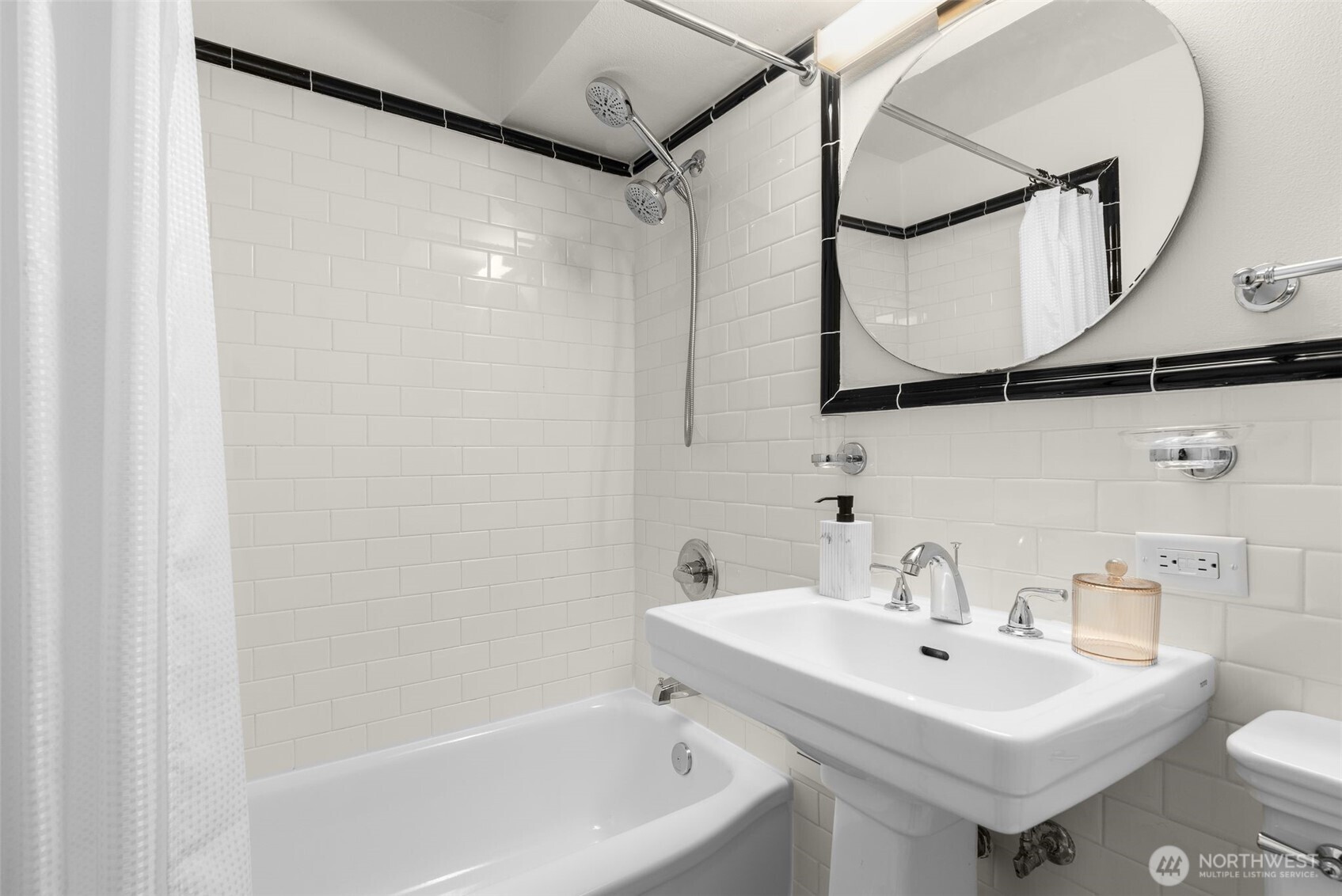 1105 Spring St Unit: 304