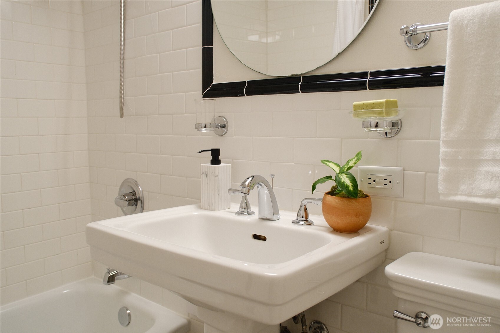 1105 Spring St Unit: 304