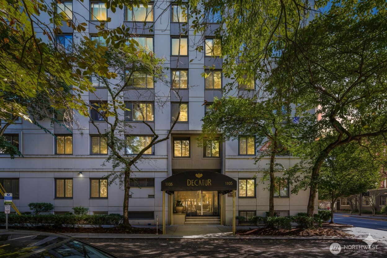 1105 Spring St Unit: 304