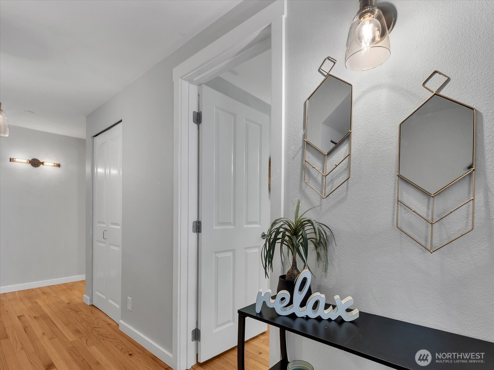 5430 California Avenue SW Unit: 3B