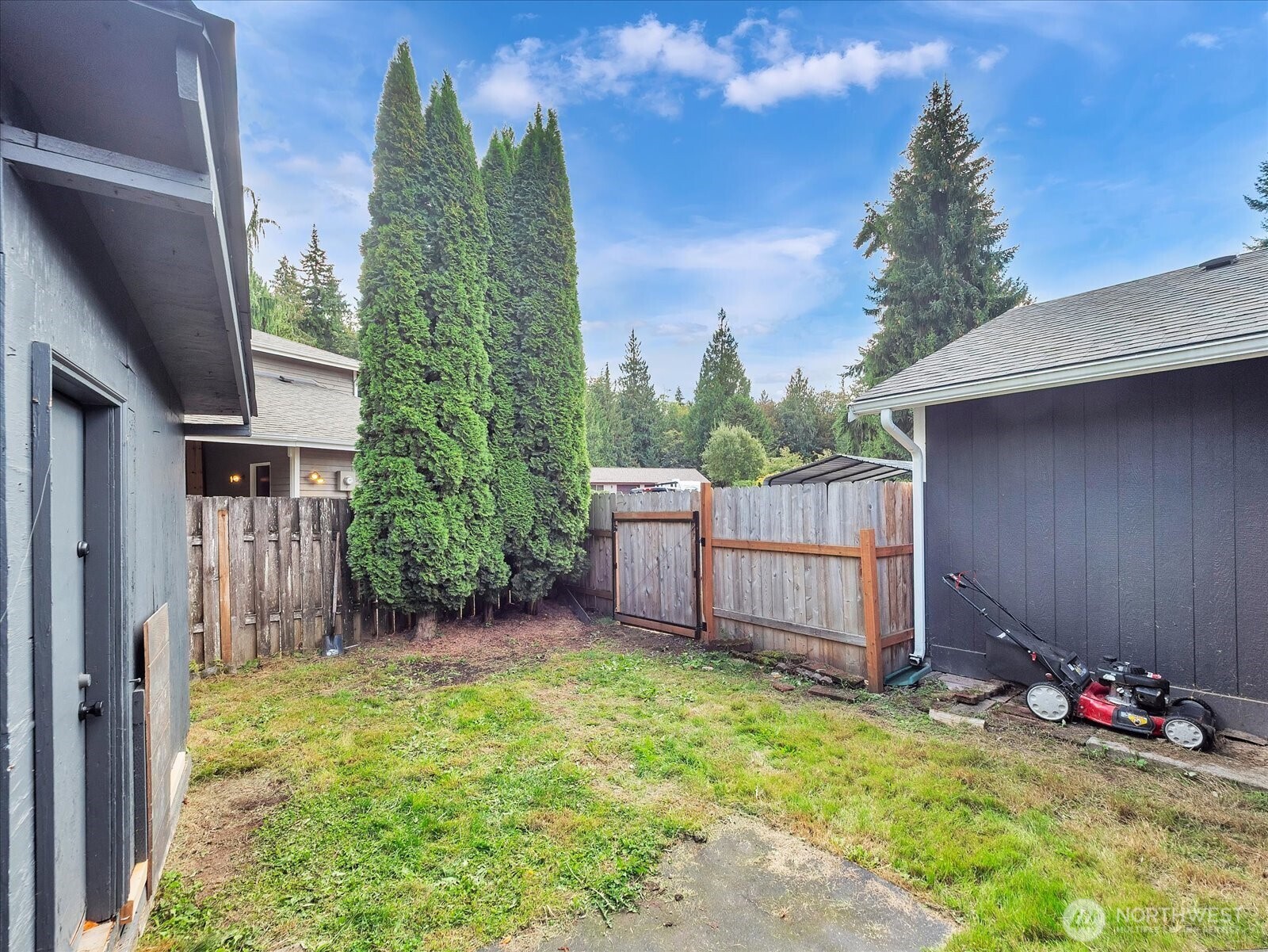 3707 167th Street NW