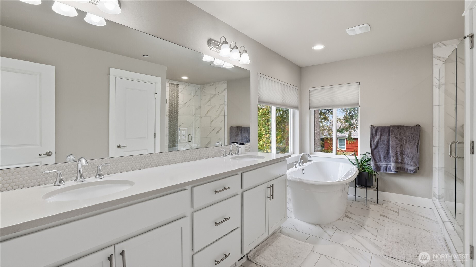 611 20th Avenue Ct SW