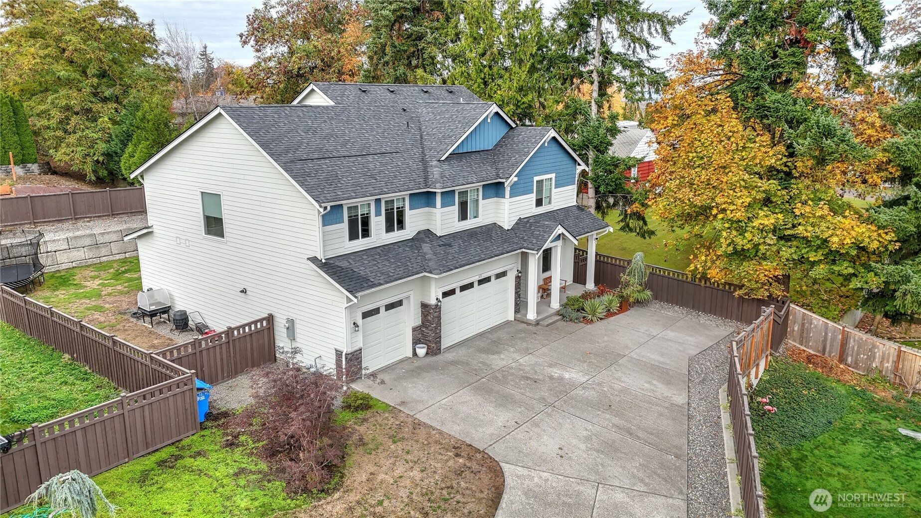 611 20th Avenue Ct SW