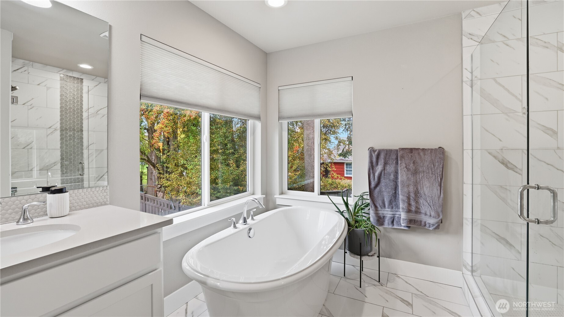 611 20th Avenue Ct SW