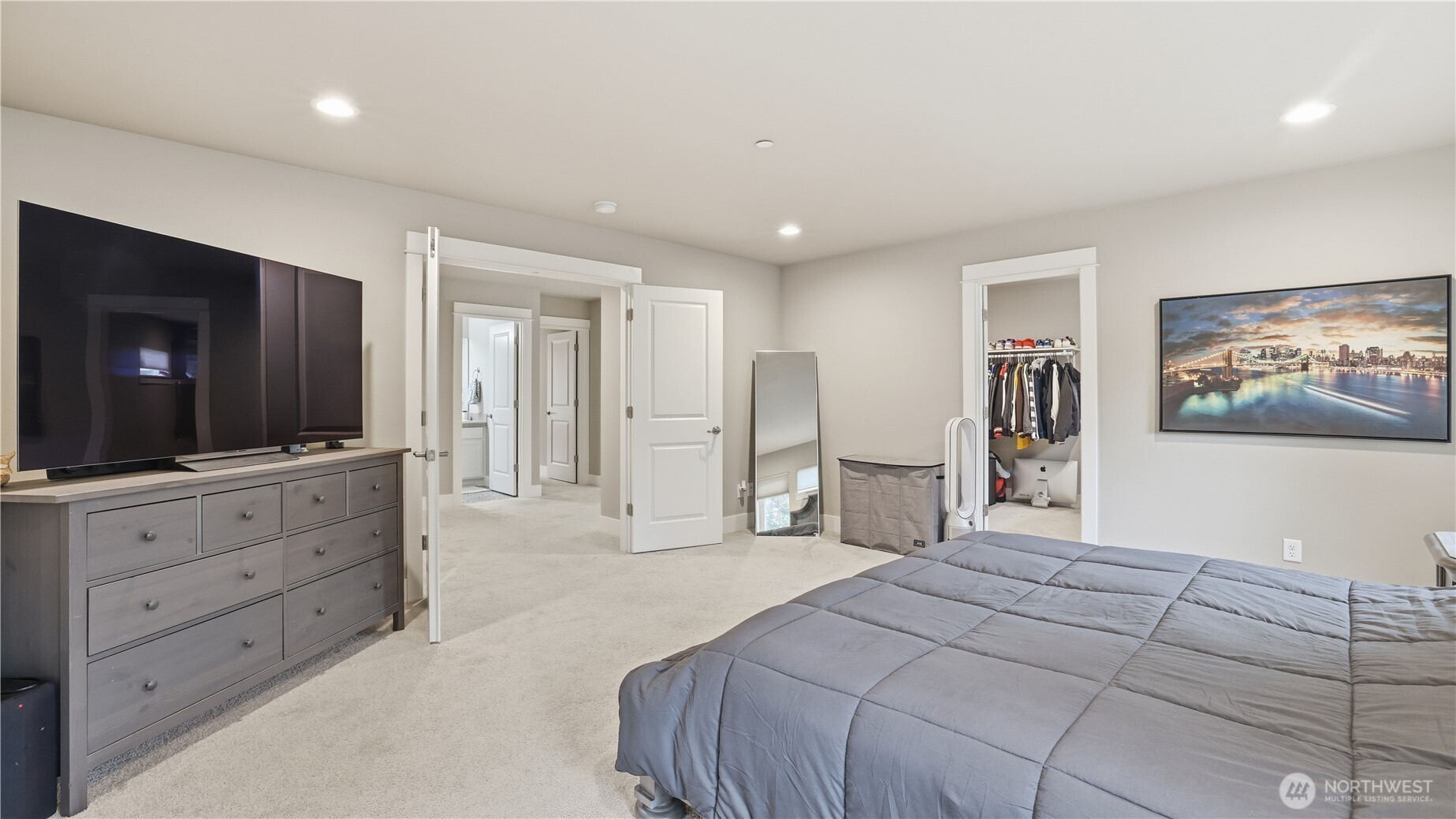 611 20th Avenue Ct SW