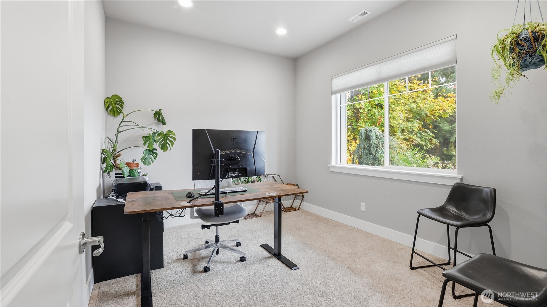 611 20th Avenue Ct SW