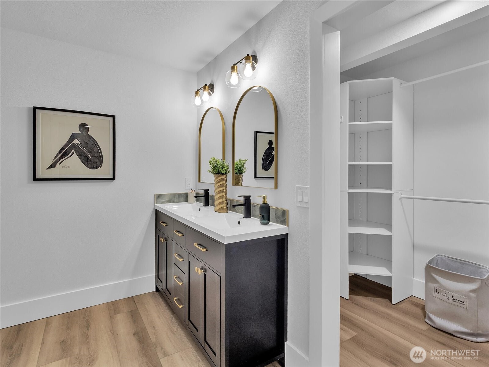 13046 15th Avenue NE