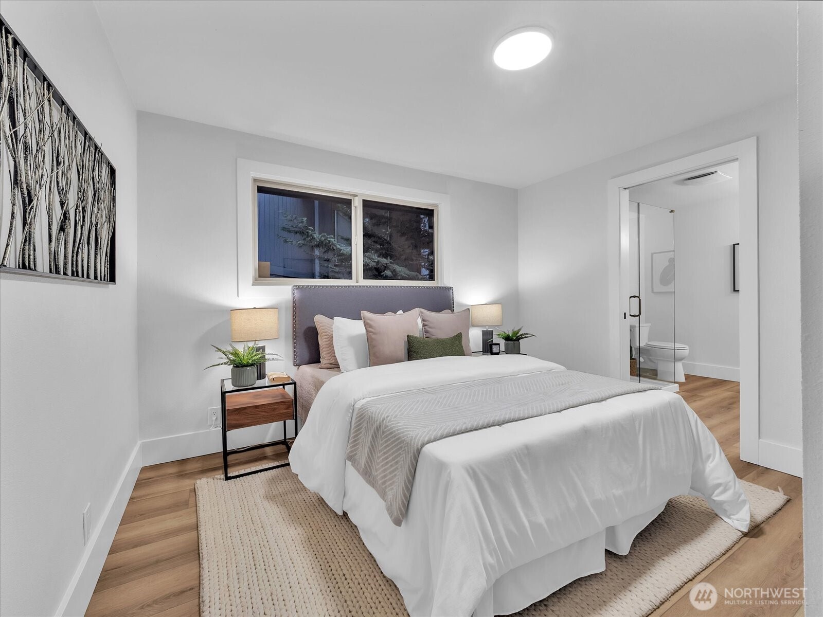 13046 15th Avenue NE